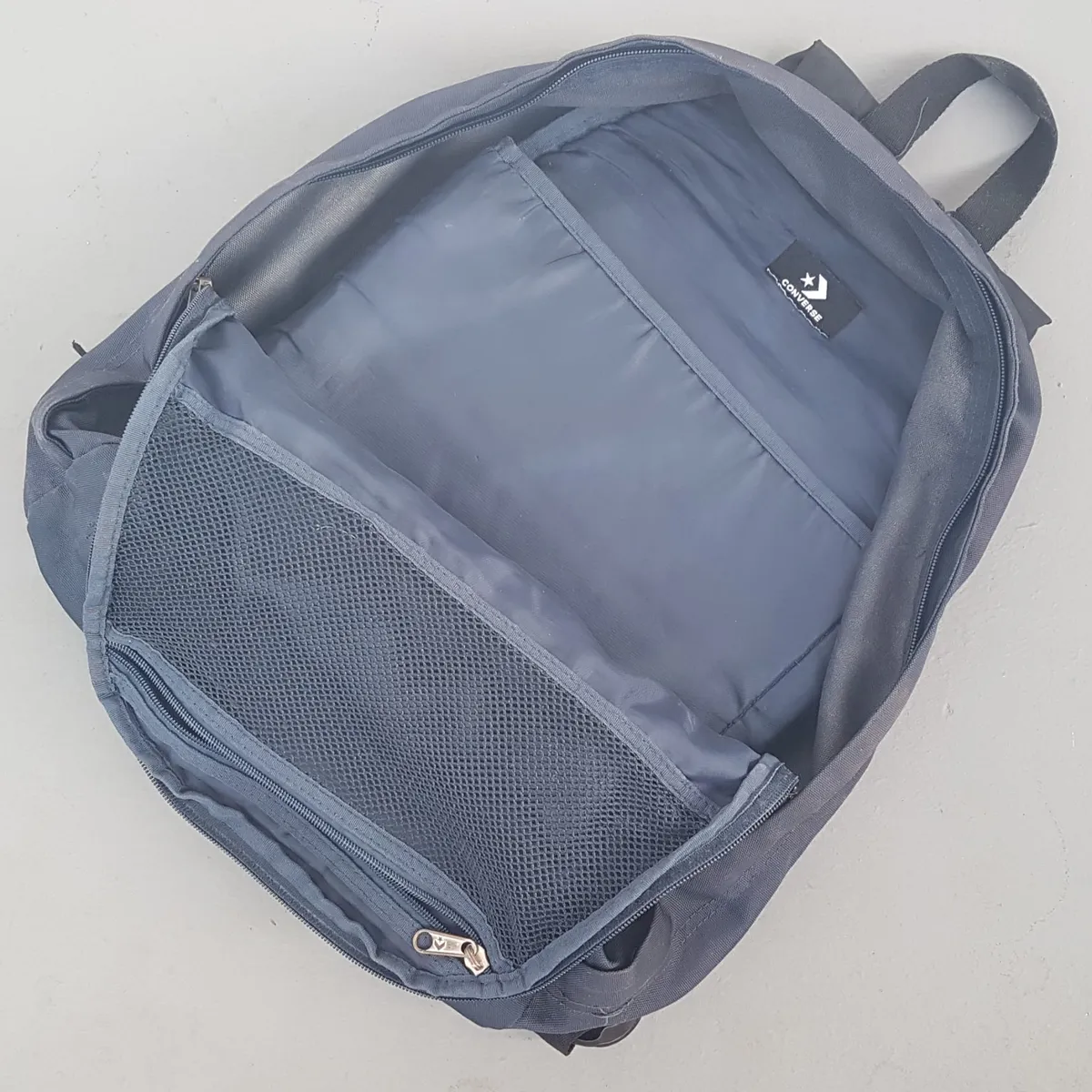 CONVERSE Classic CONVERSE Backpack, Navy Blue Haversack, All Star Circular Logo, Original CONVERSE Rucksack, Cosmopolitan, Urban Style, Sophistication, Travel Pack, Outdoor Gear, Backpacker, Streetwise, Pop Culture, Active Lifestyle - Photo 3