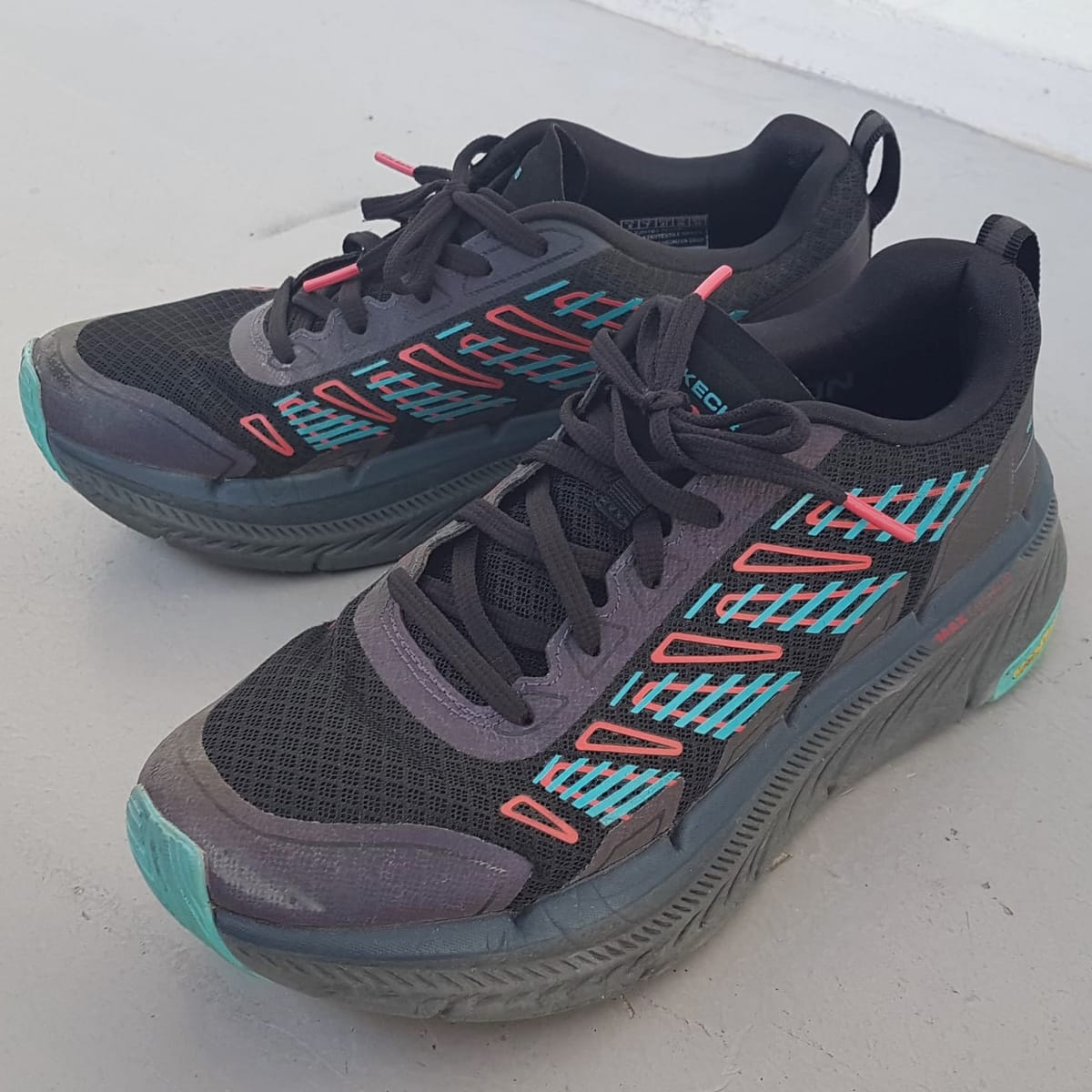 Skechers Tokyo Nite Owl Sneakers, Glow in the Dark, US 8, UK 7, EU 41, Air-Cooled, GOGA Mat, Max Cushioning, Lightweight, Cool Go Run Shoes, Good Year Sole, Multi-Colors, Premier 2.0, Natural Rocker Technology, Sophistication, Cosmopolitan, Pop Culture - Photo 4
