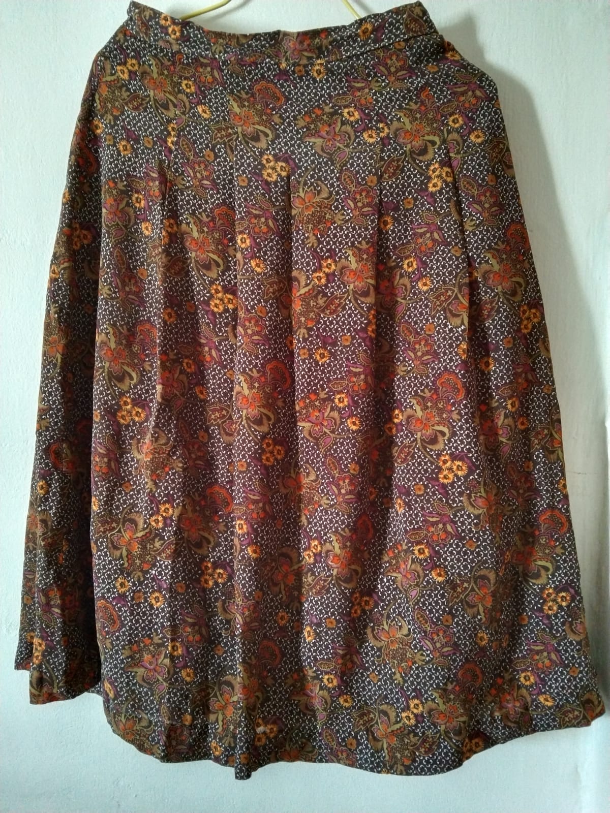 Retro Floral Midi Skirt