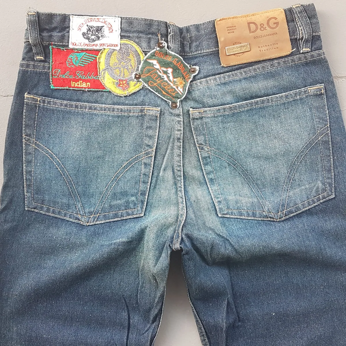 Dolce Gabbana Retro DOLCE & GABBANA Denim Jeans, Made in ITALY, Exquisite D&G Bootcut Jeans, Cool D&G Patches, Size 30 Flare Bottoms, Cosmopolitan, ITALIAN Designer Wear, Sophistication, Nostalgic, Vintage Pants, Timeless Classic, Luxury Living, Cult Street Fashion - Photo 5