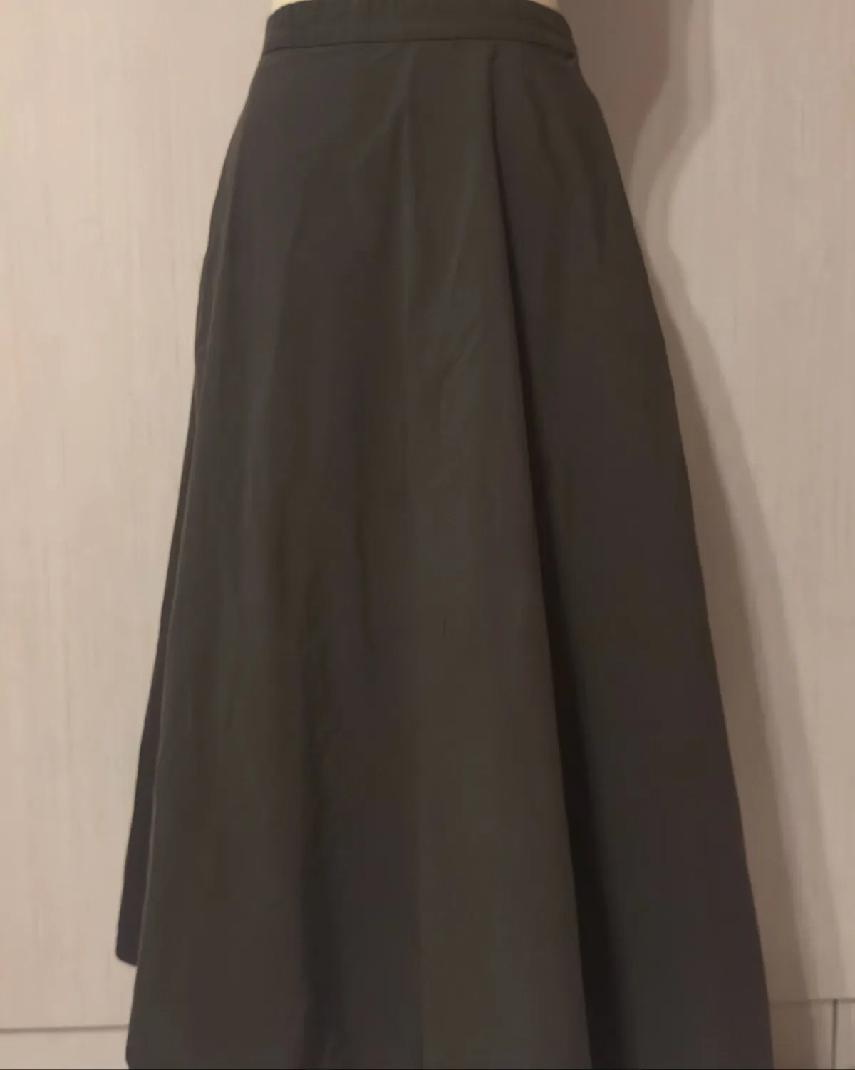 Uniqlo Chic Brown Maxi Skirt
