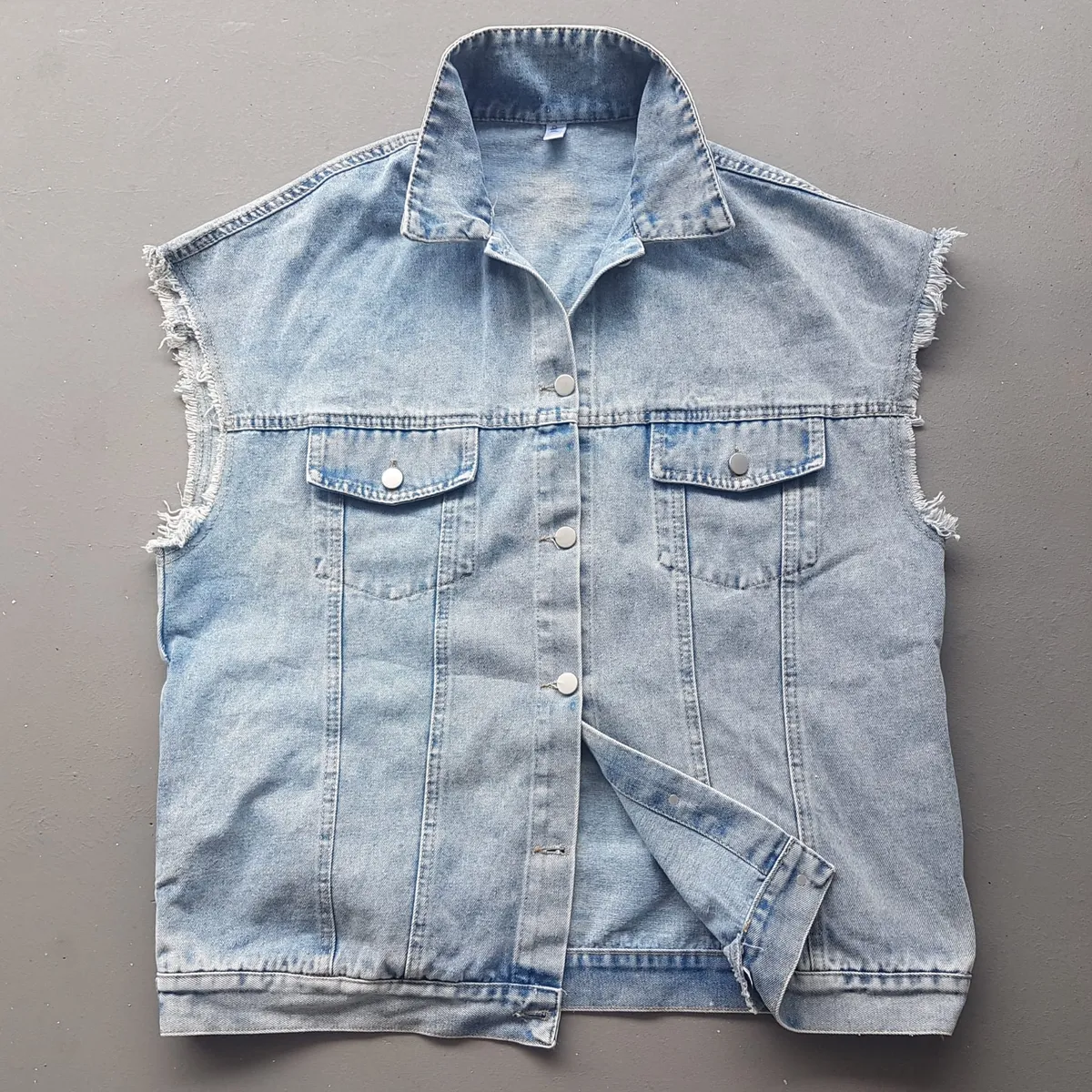 Korean Retro KOREAN 예희 Denim Sleeveless Jacket, Oversize LARGE, Stone Washed, Cosmopolitan, 6 Front Buttons, 2 Flap Pockets, 2 Side Pockets, Timeless Classic, Western Designer Outerwear, Pop Culture, Hip Hop, Rock Star, Biker, Street Fashion - Photo 2