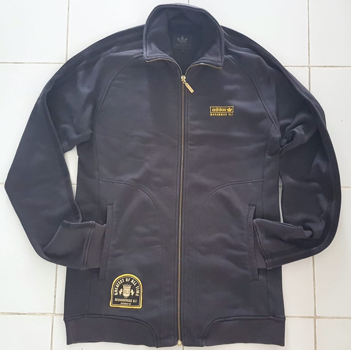 Adidas Vintage Muhammed Ali Limited Edition ADIDAS Jacket, GOAT, Greatest of All Time, Retro Adidas Zipper Jacket, Cosmopolitan, Black Tracksuit, Sleek ADIDAS Sweatshirt, Outerwear, 3X World Heavyweight Boxing Champion, Pop Culture, Timeless Classic - Photo 2