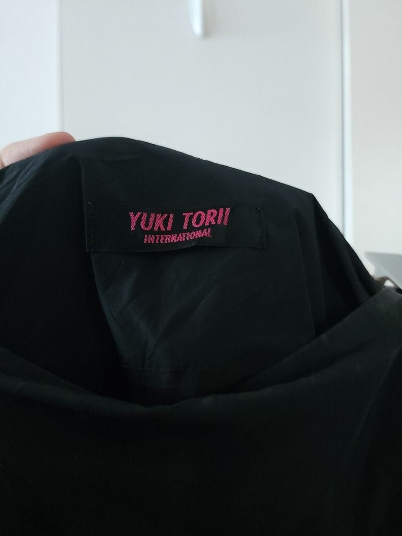 Yuki Torii Yuki Torii black ruffle skirt - Japanese chic vibes! - Photo 4