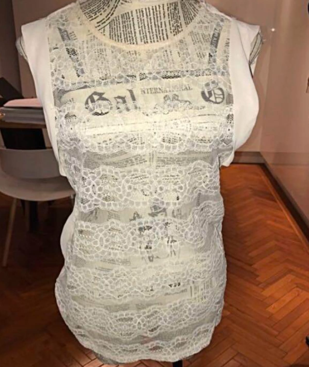 Chic Sheer Lace Text Print Top