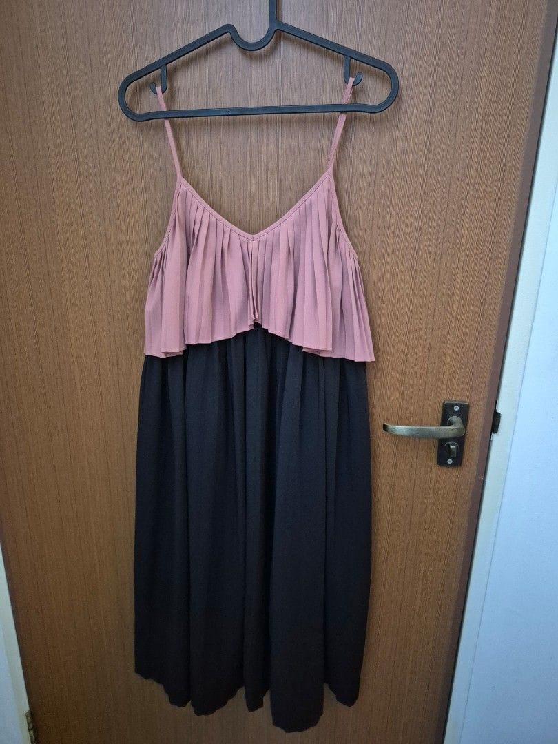 Love Bonito Chic Love, Bonito Pleated Dress - Size S - Photo 4