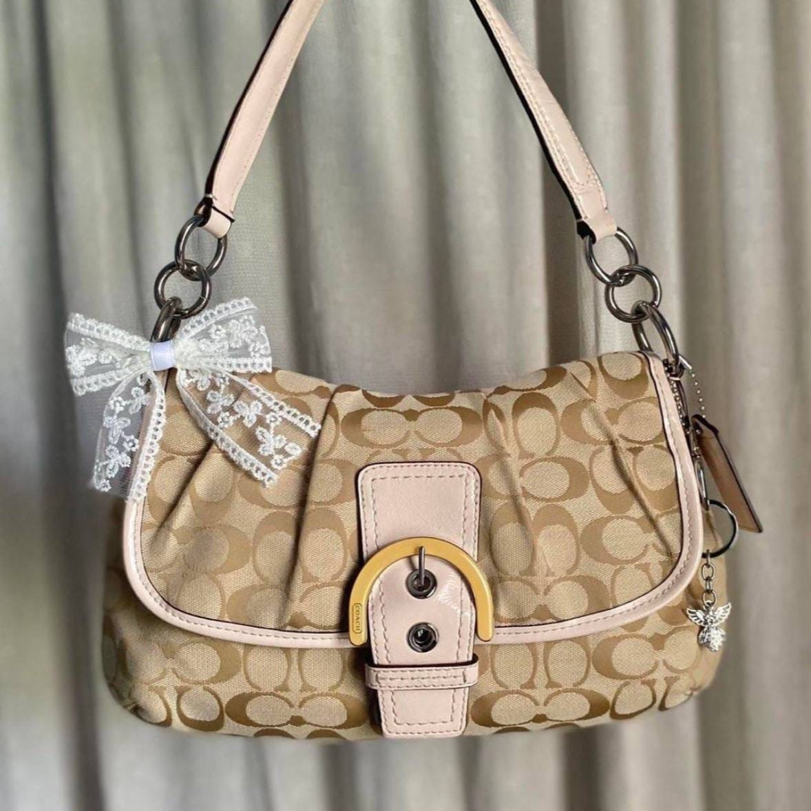 Vintage Coach Soho Hobo Bag