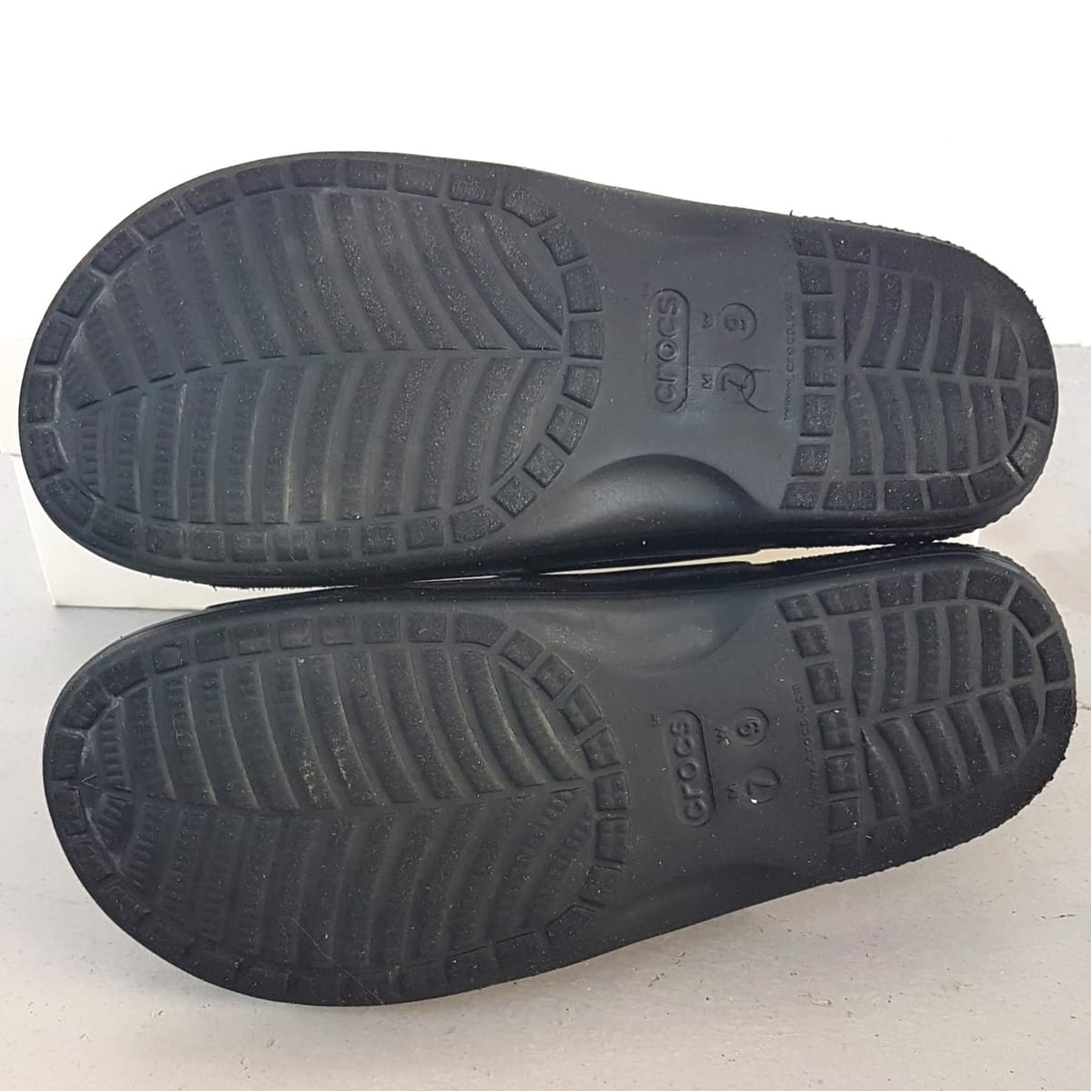 CROCS Original CROCS Clogs, Cosmopolitan Sandals, Size US 7 (M) 9 (F) on base, Cool Designer Shoes, Black Clog with 2 Jibbitz Charms, Timeless Appeal, Sleek Sliders, Slip-on, Fun Footwear, Cult Street Fashion, Urban Style, Sophistication, Streetwise, Pop Culture - Photo 5