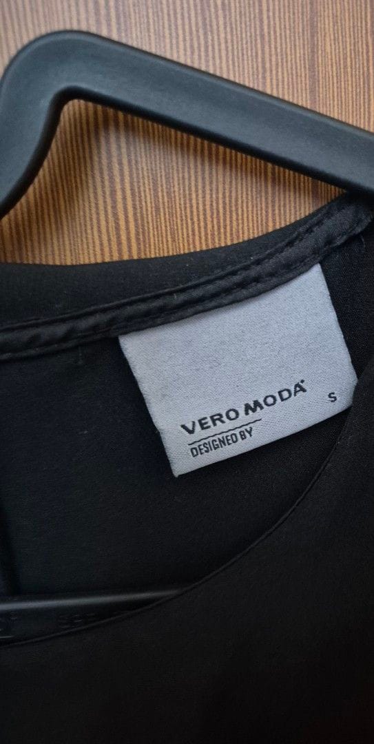 Vero Moda Vero Moda Black Ruffle Dress - Chic & Classy 🍷 - Photo 3
