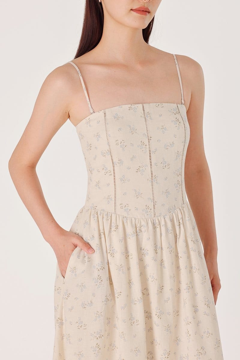 Hartlie Lovet Hartlie Padded Linen Eyelet Insert 2-Way Dress - Photo 5