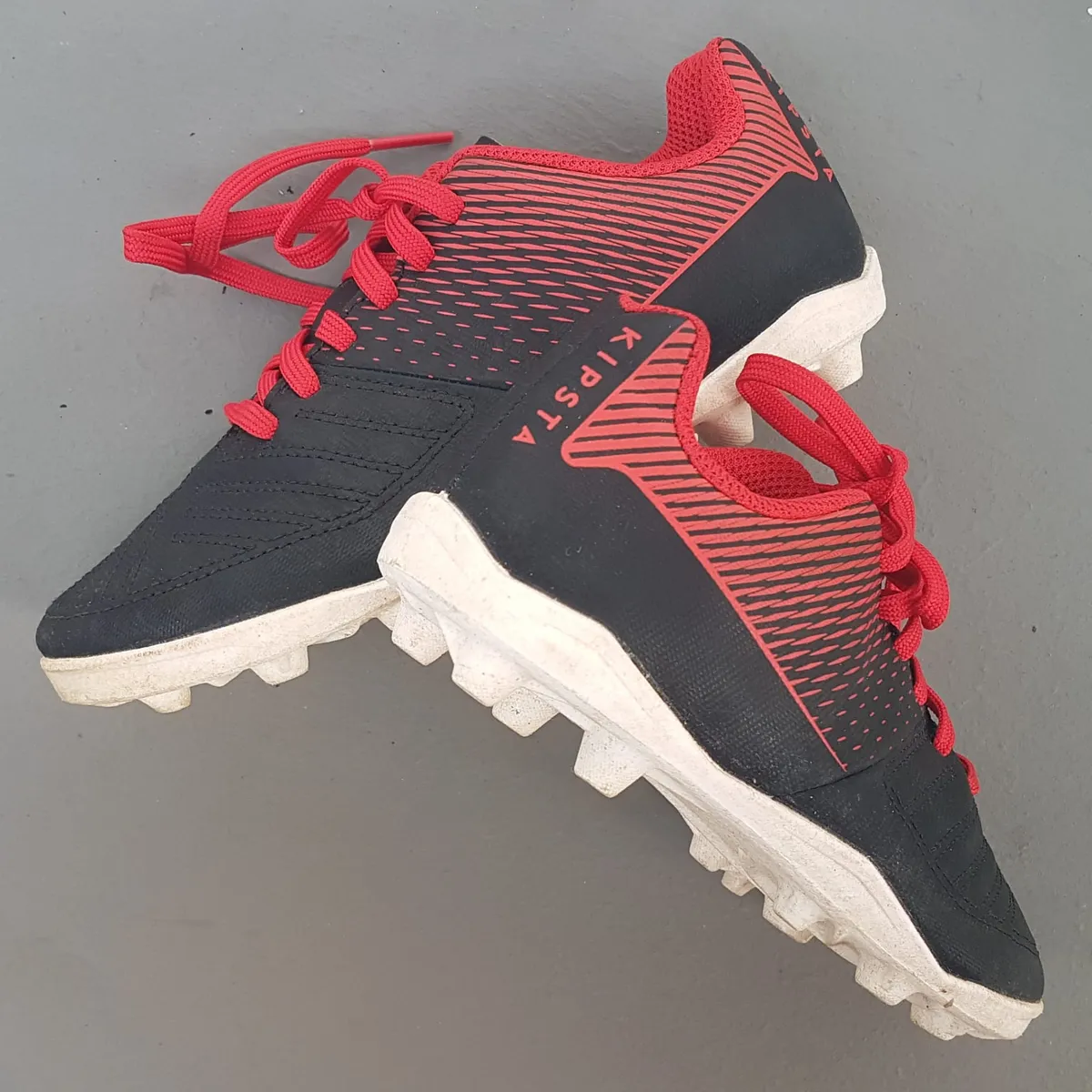 KIPSTA KIPSTA Football Boots, AGILITY 100 Model, US 12.5 C, UK 11.5C, EUR 30, CM 18.5, Soccer Turf Cleats, Kids Shoes, Teens Sneakers, Cosmopolitan, Cool Decathlon Futsal Design, Indoor or Outdoor, Active Lifestyle, Sophistication, Urban Style, Timeless Appeal - Photo 8