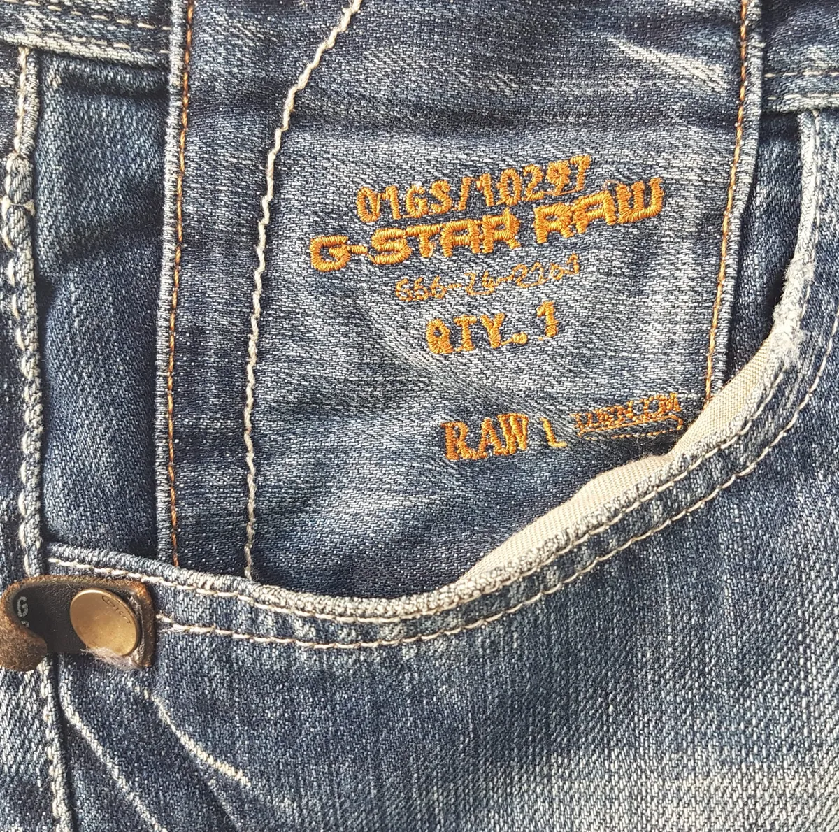 G-Star RAW Retro G-Star Raw Denim Jeans, Versatile Bootcut Jeans, Size 31, Cosmopolitan, Cool Bottoms, ITALIAN Designer Wear, Sophistication, Nostalgic Appeal, Vintage Pants, Timeless Classic, Luxury Living, Pop Culture, Cult Street Fashion, Roadster, Streetwise - Photo 7