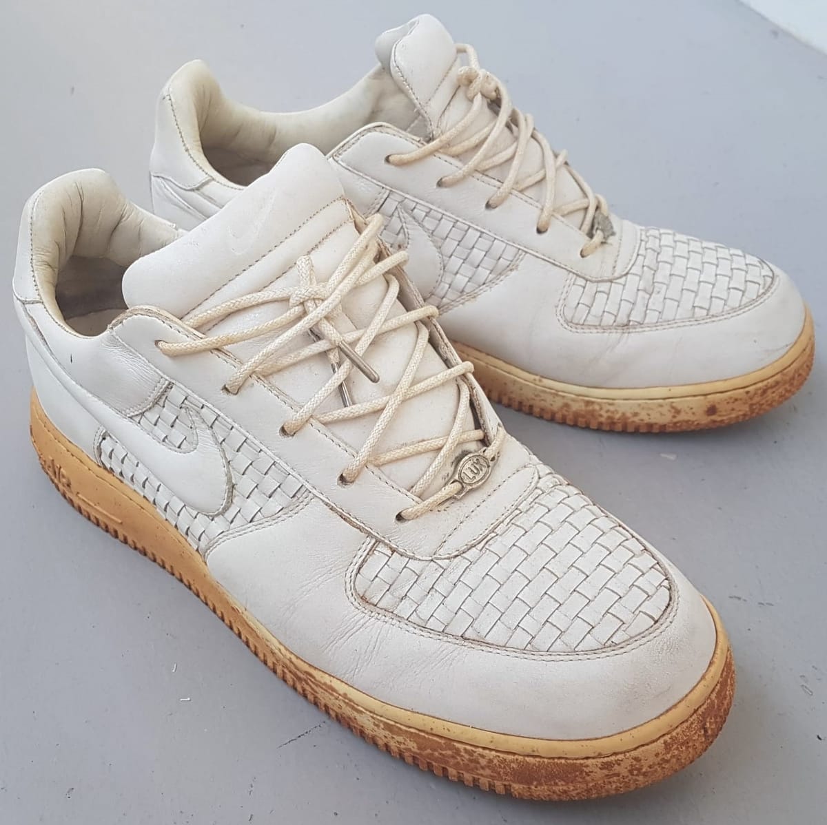 Nike Retro 2003 NIKE Air Force 1 Lux Low Woven Sneakers, Cool WHITE Italian Leather Shoes, Cosmopolitan, US 10, UK 9, EU 44.5, CM 28, Made in ITALY, Sleek AF1 Design, Sophistication, Timeless Appeal, Geek, Pop Culture, Hip Hop, Rock Star, Urban Style, Streetwise - Photo 4