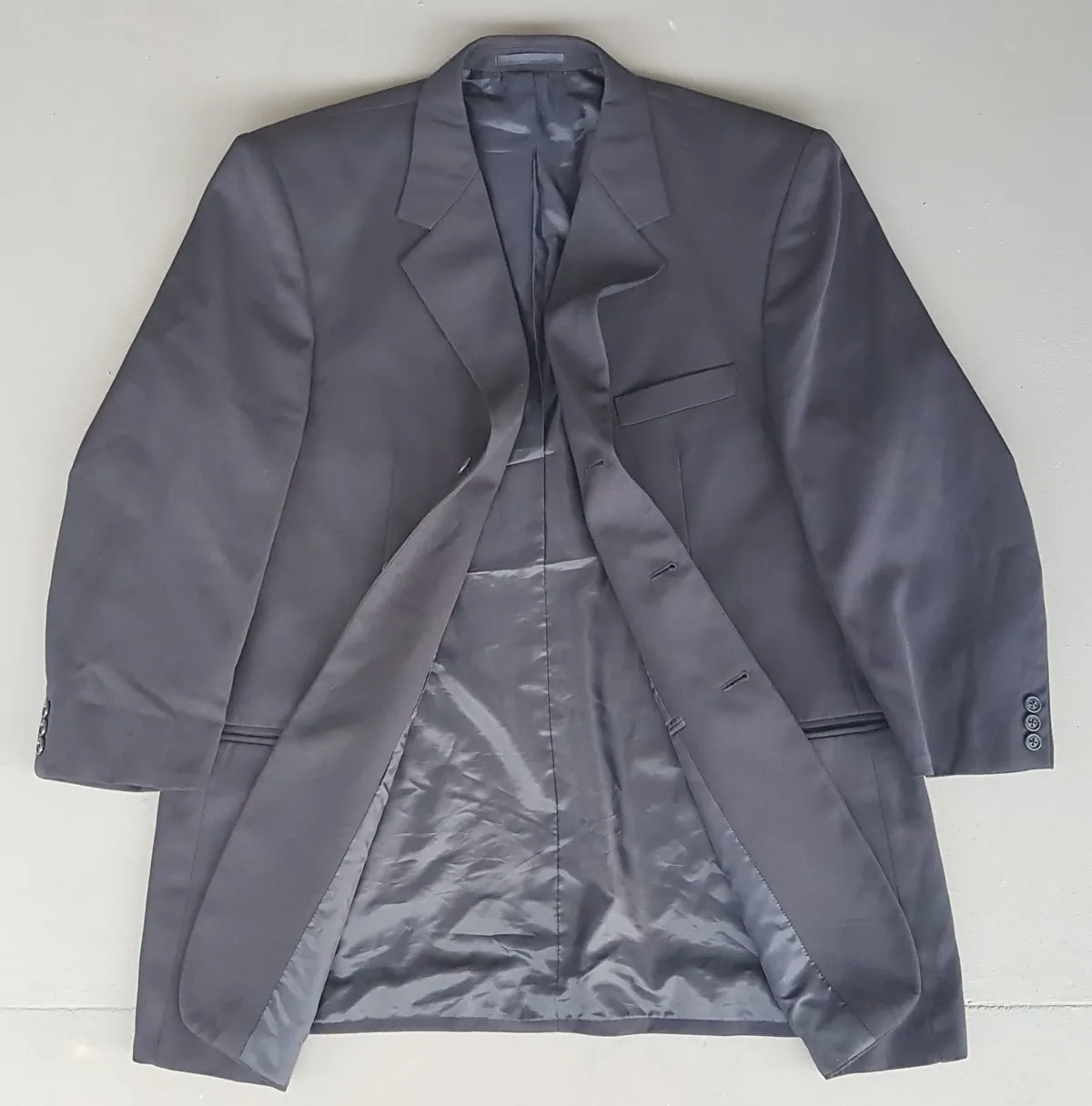 HALLENSTEINS HALLENSTEINS Men’s Collection, Black Tuxedo, Single Breasted Suits, Distinctive Western Styled Yokes, Padded Shoulder Coat, Two Front Buttons, Designer Tailored Blazer, Extra LARGE Topcoat, Overcoat, Business Wear, Outerwear, Timeless Classic - Photo 2