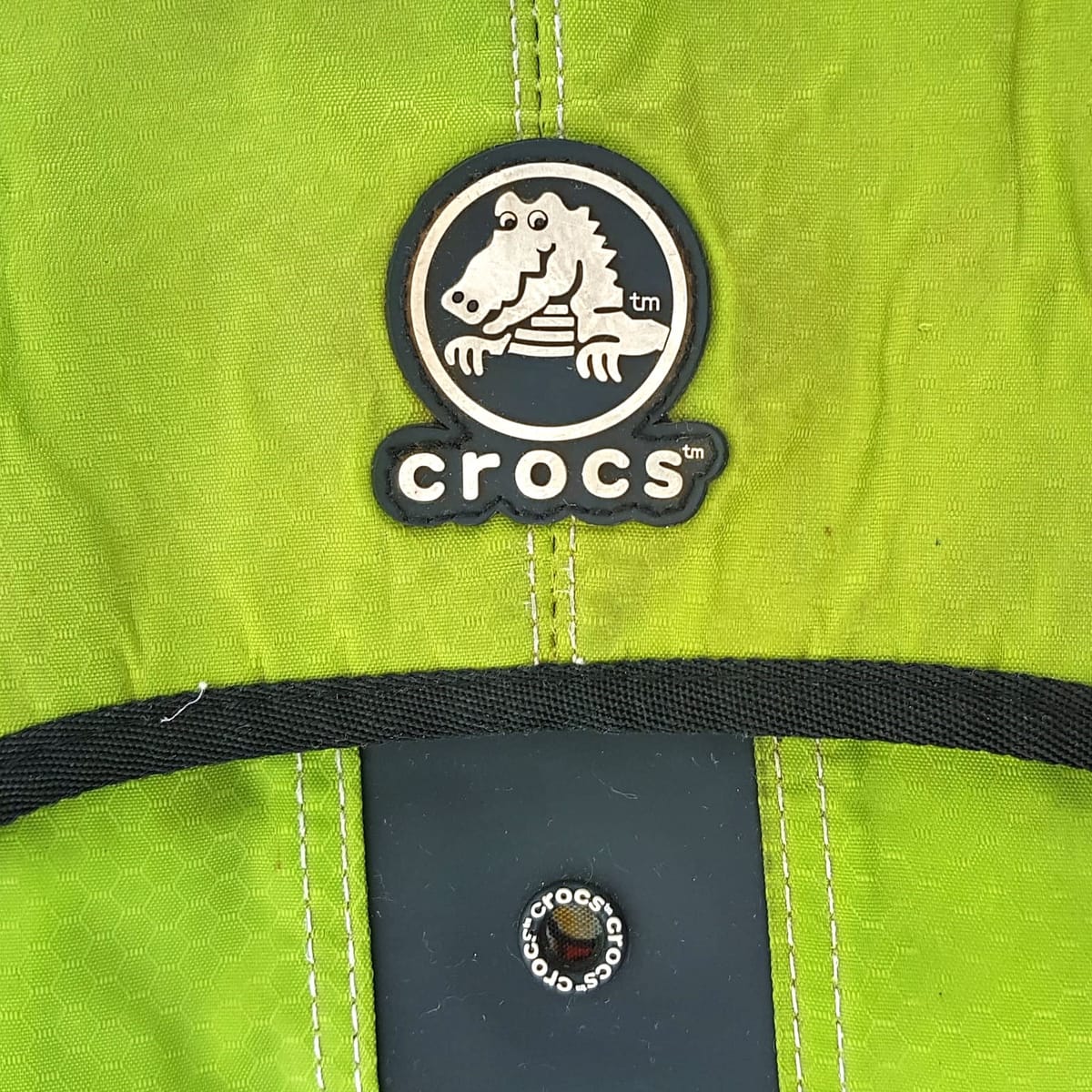 CROCS Original CROCS Tote Bag, Cross-Body, Cool Duffel Bag, Cosmopolitan, Messenger, Sleek Black, Gray & Lime Green Design, Inside Colorful Graffiti, Work Bag, Travel Pack, Sling Bag, Sophistication, Campus, Laptop, Notebook, Urban Style, Cult Street Fashion - Photo 7