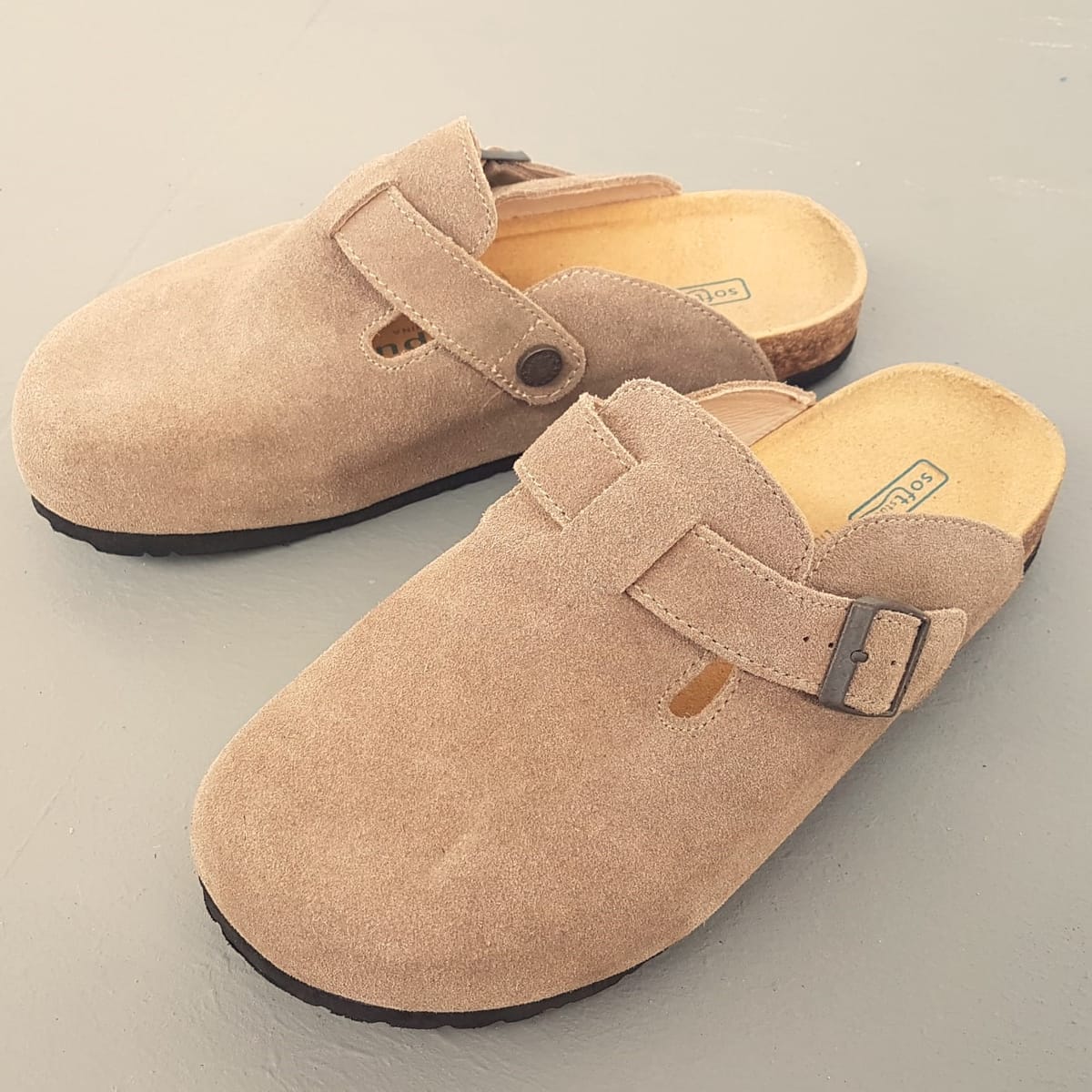 XLEEPU XLEEPU Boston Sandals, Taupe Suede, Soft Studio Shoes, Cosmopolitan, EU 39, Cool Sliders, Slip-On, Clogs, Perfect for Everyday Fashionwear, Birkenstock Style, Sleek Buckle Model, Designer Covered Footwear, Timeless Appeal, Sophistication, Streetwise - Photo 2