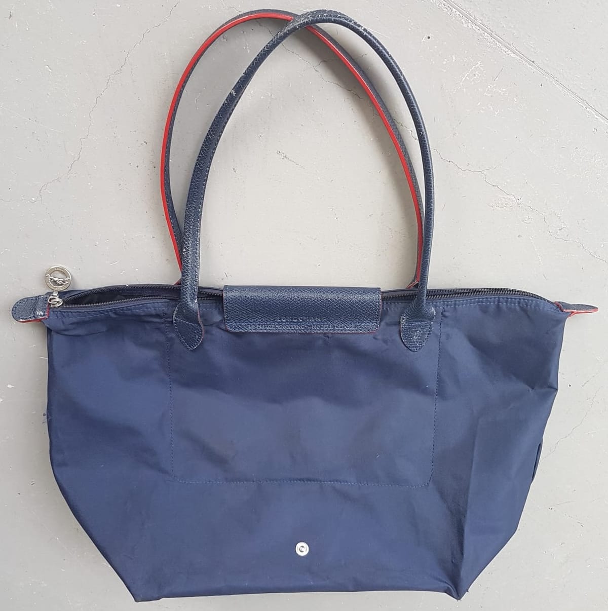 LONGCHAMP Original Longchamp Navy Blue Tote Bag, Modele Depose, LONG CHAMP LE PLIAGE Shopping, Cosmopolitan, Haute Couture, Luxury Tote Canvas Designer Bag, Sleek Leather Handle, Cross Body, Sling, Hand Carry, Sophistication, Urban Style, Your Everyday Bag - Photo 3