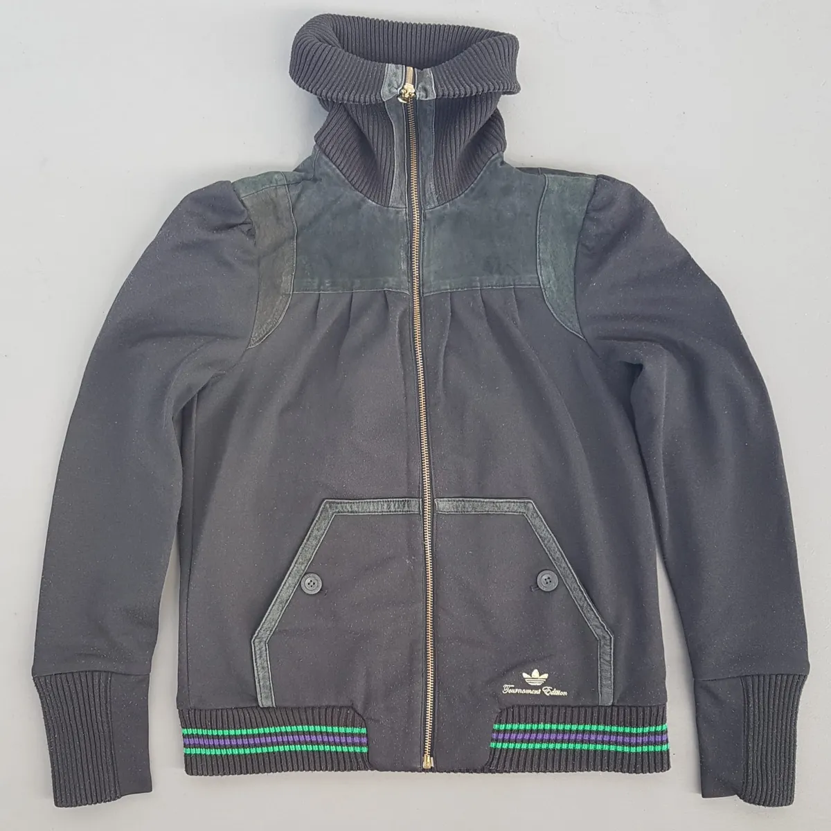 Adidas Retro Adidas Zipper Jacket, Adidas Sample Model, Cosmopolitan, Adidas Championship Edition on Centre Court since 1949, Heritage Black Tracksuit, High Collar, Vintage Coat, Sweatshirt, Outerwear, Sophistication, Pop Culture, Cult Street Fashion - Photo 4