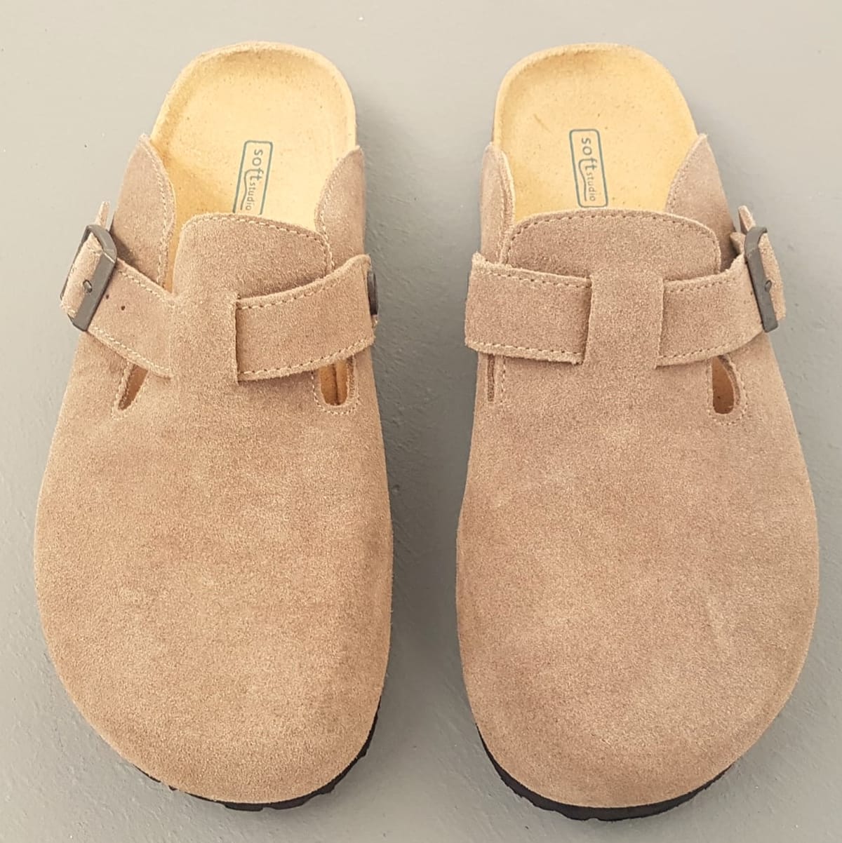 XLEEPU XLEEPU Boston Sandals, Taupe Suede, Soft Studio Shoes, Cosmopolitan, EU 39, Cool Sliders, Slip-On, Clogs, Perfect for Everyday Fashionwear, Birkenstock Style, Sleek Buckle Model, Designer Covered Footwear, Timeless Appeal, Sophistication, Streetwise - Photo 5