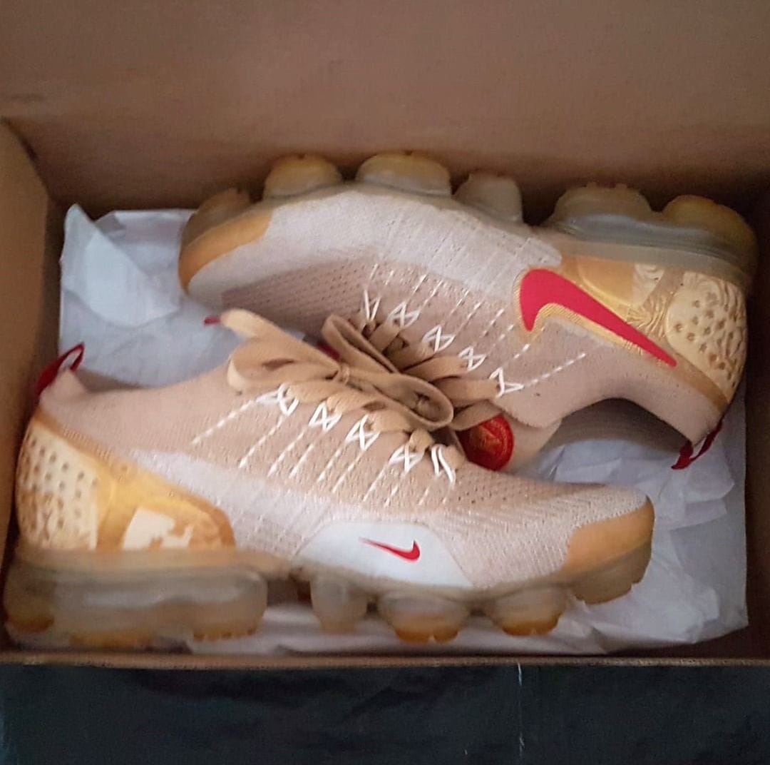 Nike Original Nike Air Vapor Max FLYKNIT 2 Sneakers, US 8, UK 5.5, EU 39, CM 25, Chinese New Year 2019, Cosmopolitan, NIKE Running Shoes, All American Classic, Sophistication, Urban Style, Timeless Appeal, Pop Culture, Cult Street Fashion - Photo 2
