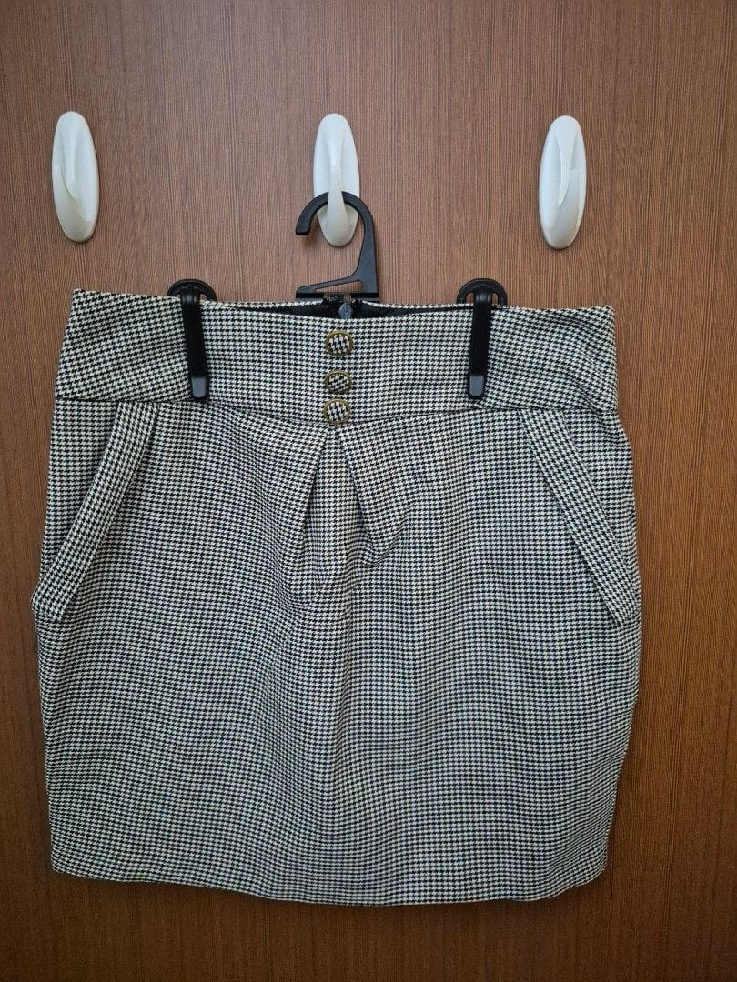 Chic Miss Selfridge Houndstooth Skirt - Size M