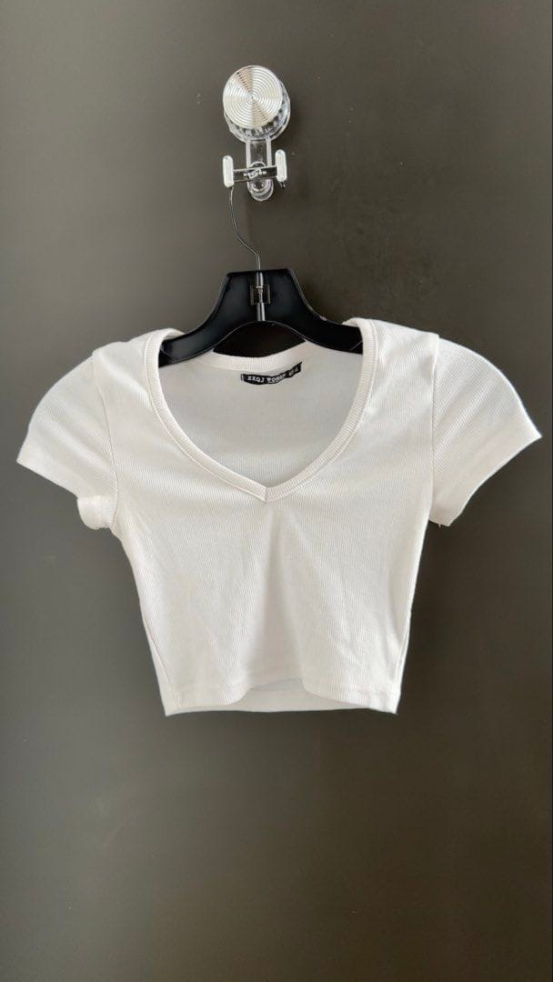 New Look Chic White Ribbed Crop Top