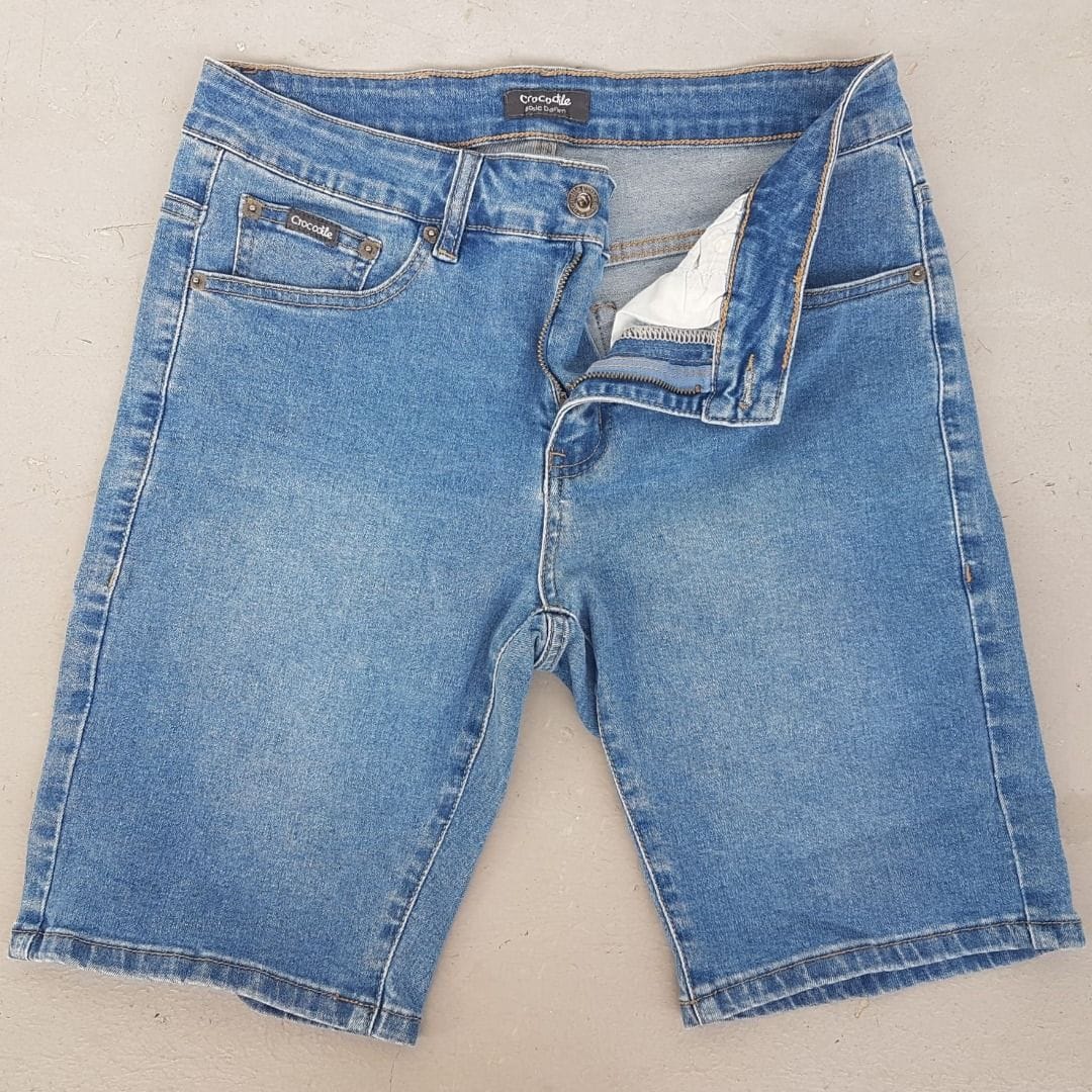 Crocodile Denim Shorts - Casual & Comfy Vibes (S) - Photo 3