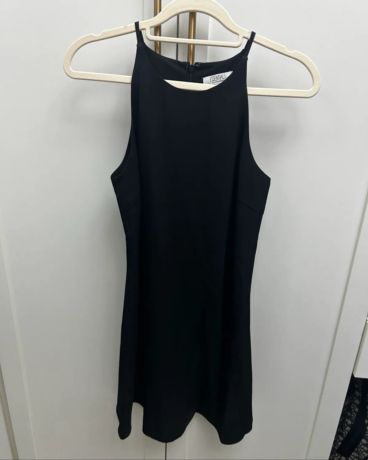 Love, Bonito Love, bonito essential black dress