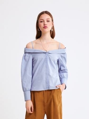 Zara ZARA Blue and White Off Shoulder Long-sleeved Striped Blouse (S)