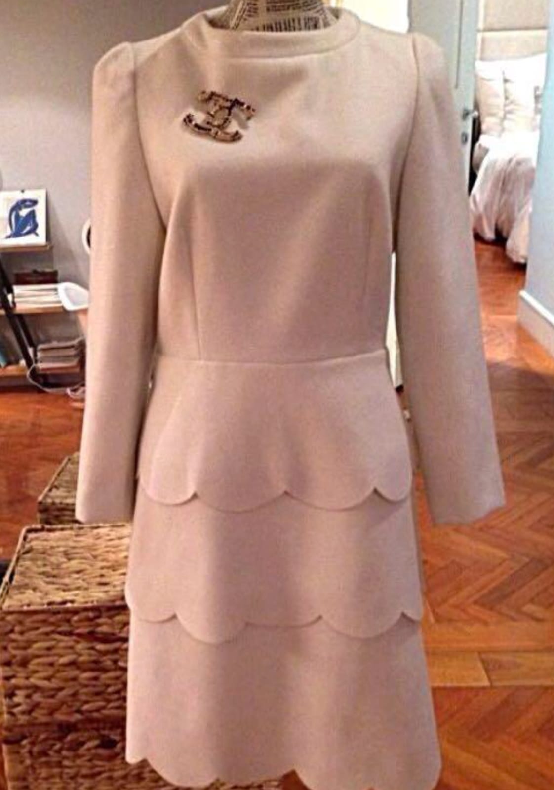 Chic Scalloped White Dress (Wool)