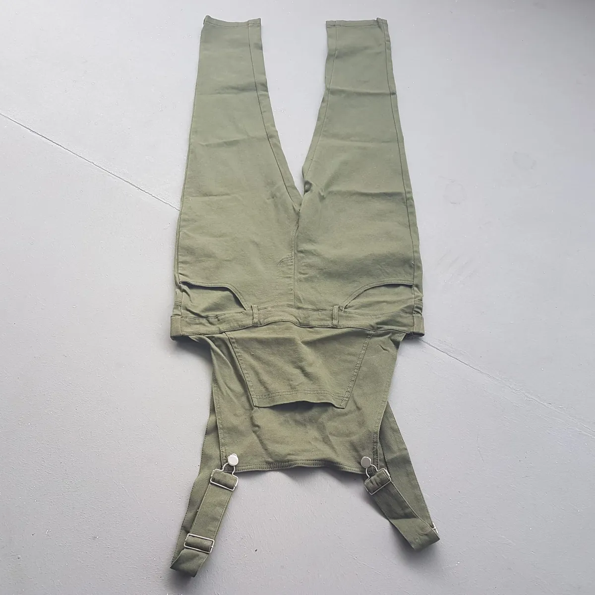 Vintage Jumpsuit, Retro Overall Pants, Rare Olive Green Coverall, Size 36, Classic Bootcut, Cool Cowboy Design, Cosmopolitan, Western, American Icon, Pop Culture, Hip Hop, Rock Star, Timeless Appeal, Sophistication, Urban Style, Cult Street Fashion - Photo 2