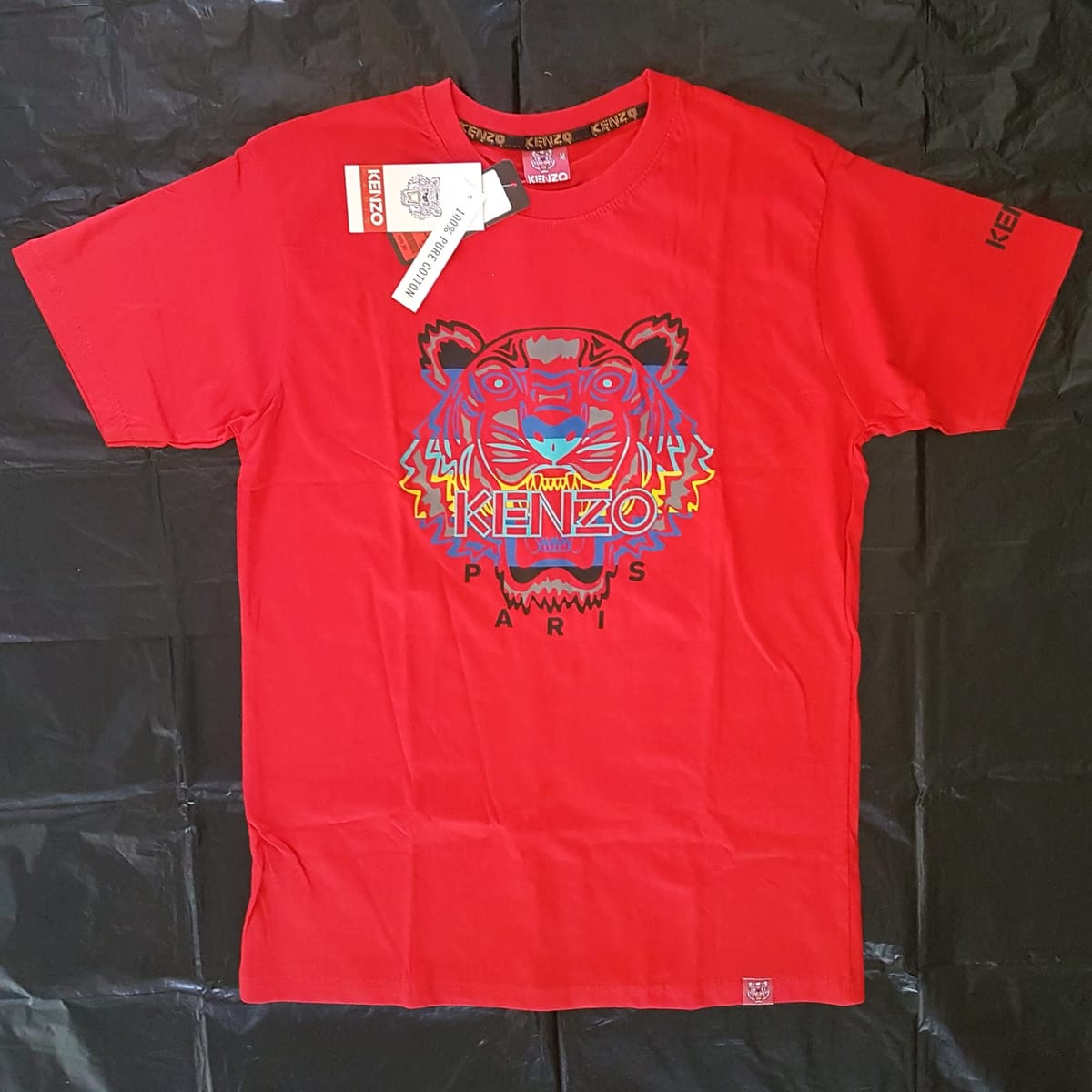 KENZO Retro KENZO Designer T-Shirt, Stunning RED Tee, Cosmopolitan, MEDIUM TIGER Graphic Top, Art décor TIGER Top, Sleek Fashion Wear, Eye-Catching, Streetwise, Sophistication, Pop Culture, Hip Hop, Rock Star, Luxury Living, Urban Style, Timeless Appeal