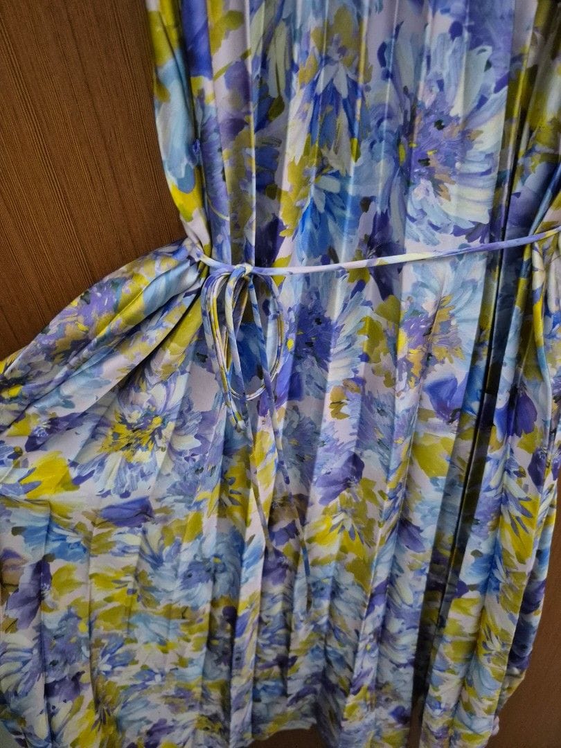 Mango Floral Mango Dress – Perfect for Day or Night! - Photo 3