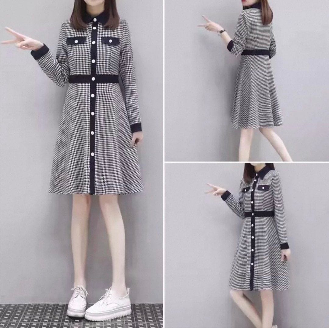 Chic Houndstooth Button-Front Dress