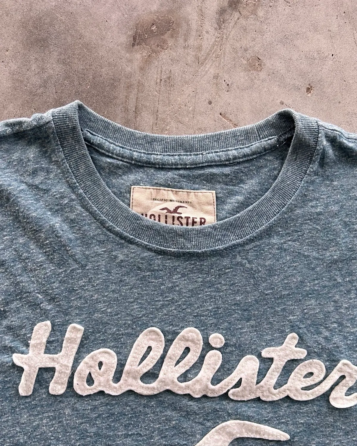 Hollister Chill Hollister Graphic Tee - Photo 3