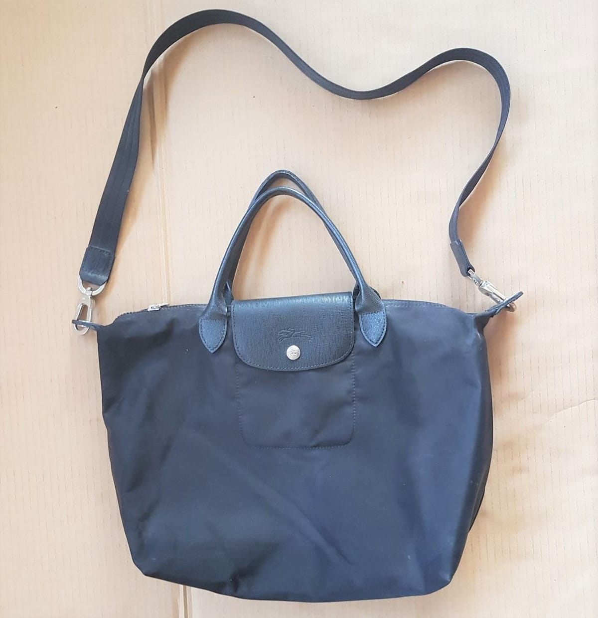 LONGCHAMP Original Long Champ Tote Bag, Paris, France, Haute Couture, Cosmopolitan, Modele Depose, Luxury Blue Leather Longchamp, LE PLIAGE CITY, Designer Handbag, Sleek Model, Timeless Appeal, Urban Style, Pop Culture, Cult Street Fashion, Your Everyday Bag, - Photo 6
