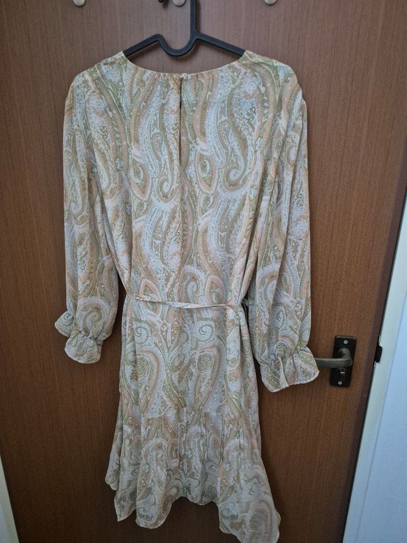 Forcast Forcast Paisley Print Dress - Size 8 - Photo 4