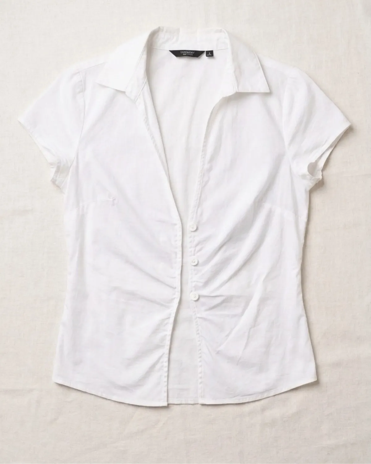 H&M Clasic  crpoed t shirt