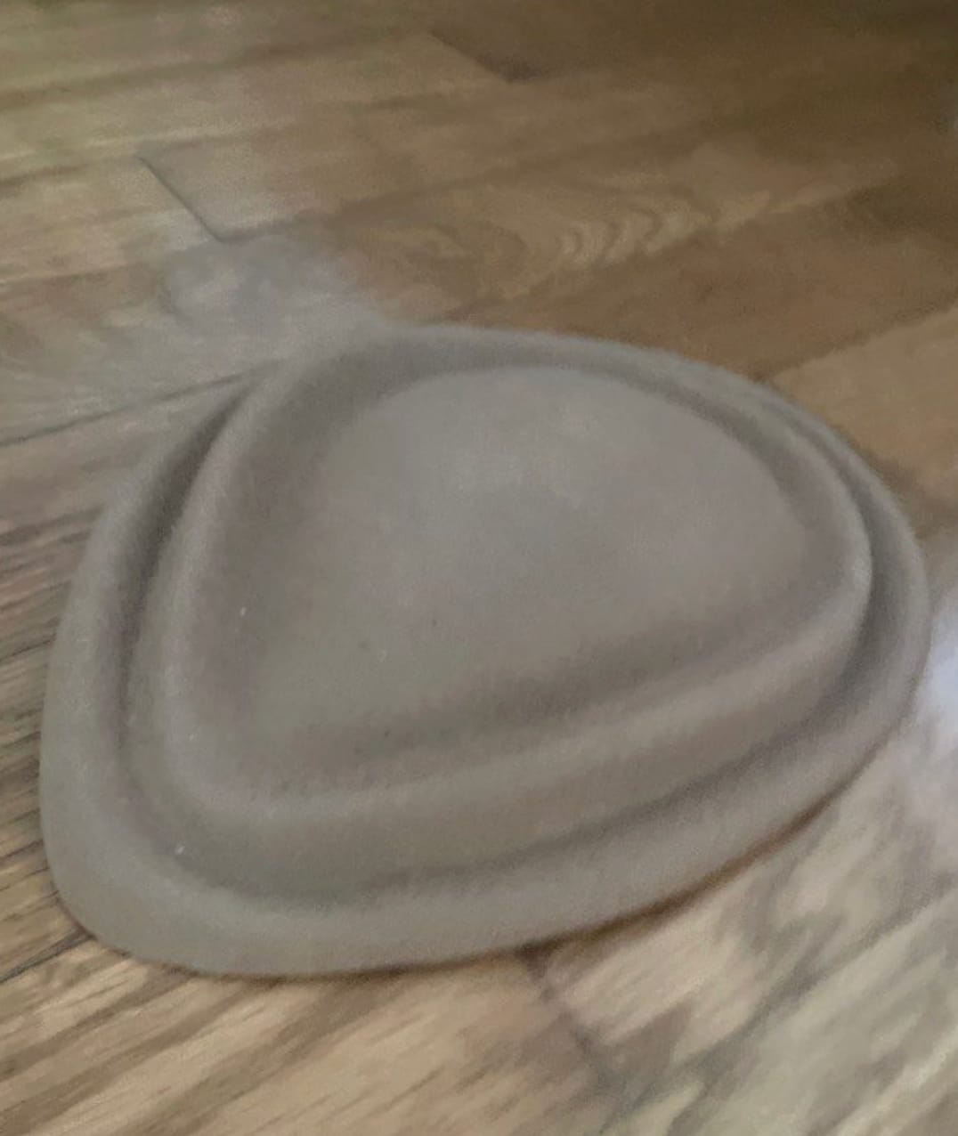 Beret with Pins Chic Beige Felt Hat