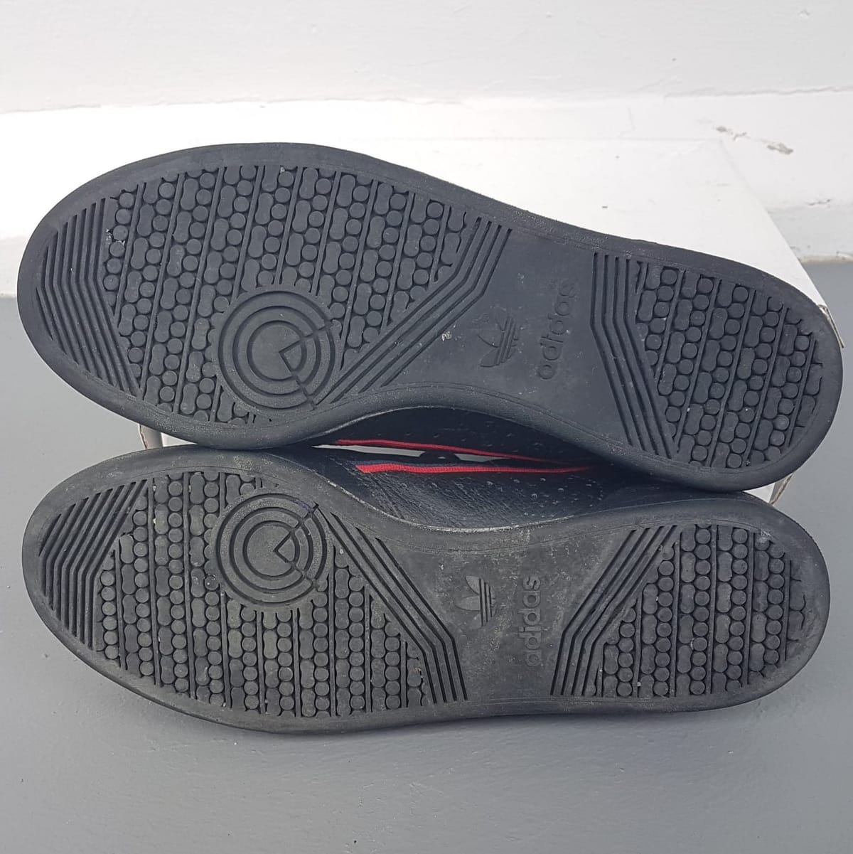 Adidas Adidas Originals Continental 80 Sneakers, Cosmopolitan, Black Shoes, Red Accents, US 8.5, UK 8, EU 42, JP 265, Sleek Design, Urban Style, Streetwise, Sophistication, Cult Street Fashion, Roadster, Pop Culture, Timeless Appeal, Active Lifestyle - Photo 4
