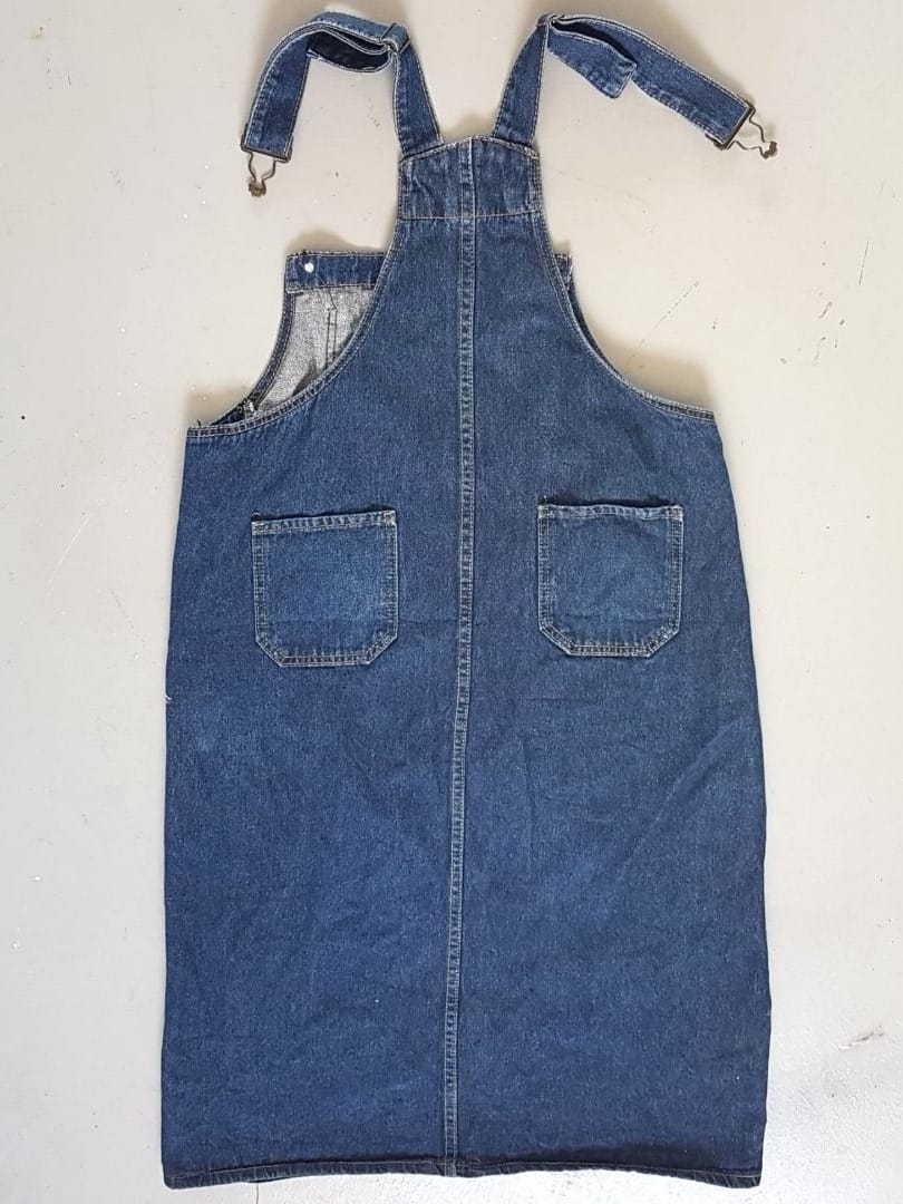 Vintage Denim Overall Dress (Size XL) – Retro & Timeless Vibes