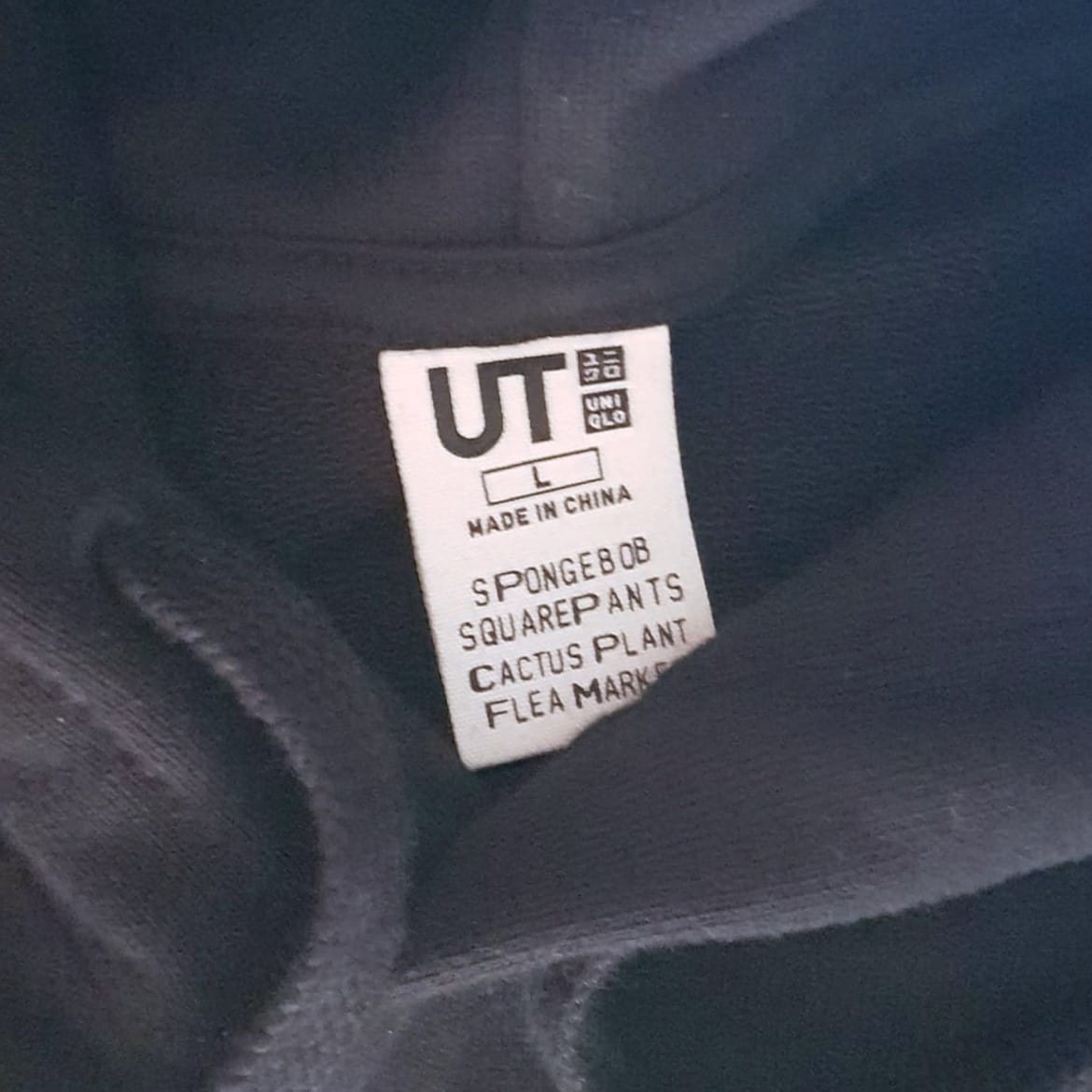 Uniqlo Original UNIQLO SpongeBob SquarePants Hoody Pullover, Black Sweater, Cosmopolitan, Hooded Jumper, Cool Outerwear, Sleek Designer Hoodie, Warm Jacket, Cactus Plant Flea Market Model, Sophistication, Streetwise, Timeless Appeal, Urban Style, Pop Culture - Photo 4