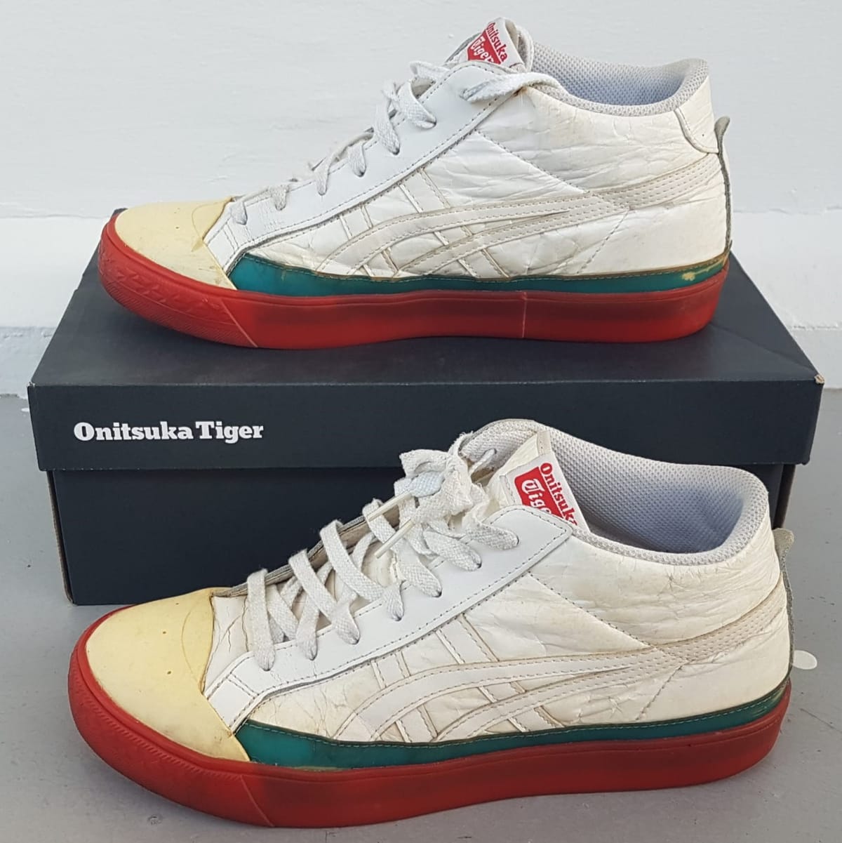 Onitsuka Tiger  Original Onitsuka Tiger Designer Sneakers, Size US 9.5, EU 43.5, CM 27.5, Cosmopolitan, JAPAN, Fabre BL-S Classic Ankle Top Shoes, White Leather Model, Red Sole, Sleek Design, Streetwise, Sophistication, Limited Edition, RETAIL $285, Roadster, Urban Style