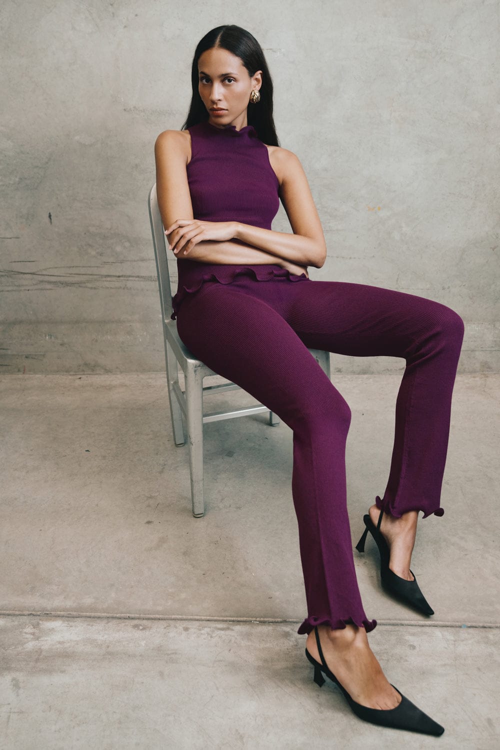 BNWT Meshki Ribbed High Waisted Pants With Wire Hem - Plum