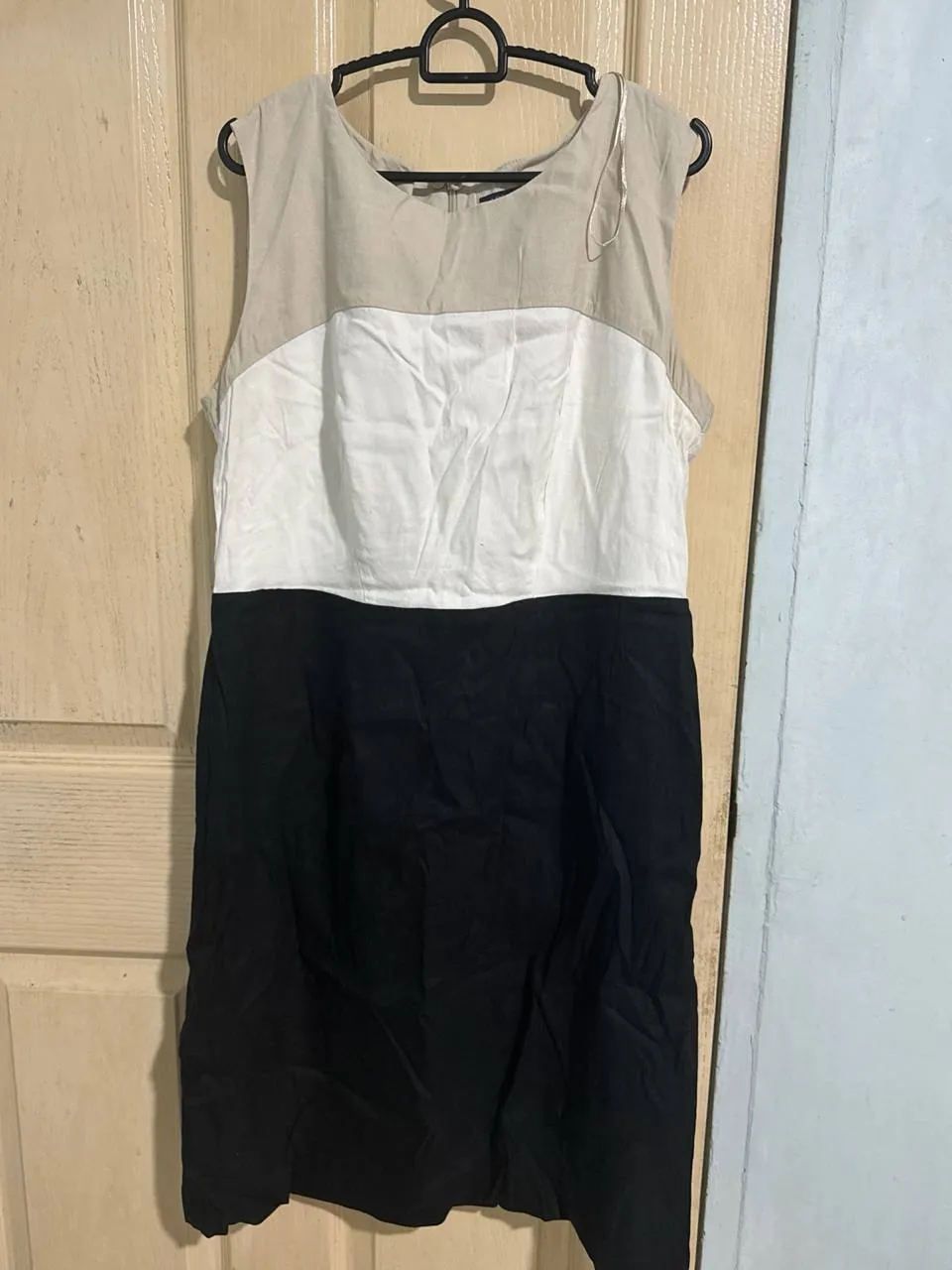 Chic Colour Block Sleeveless Dress