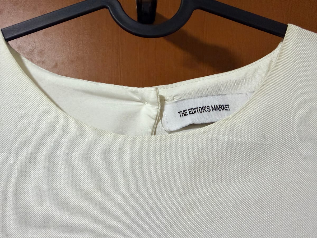 Editors Market Minimalist White Midi Dress - Photo 3
