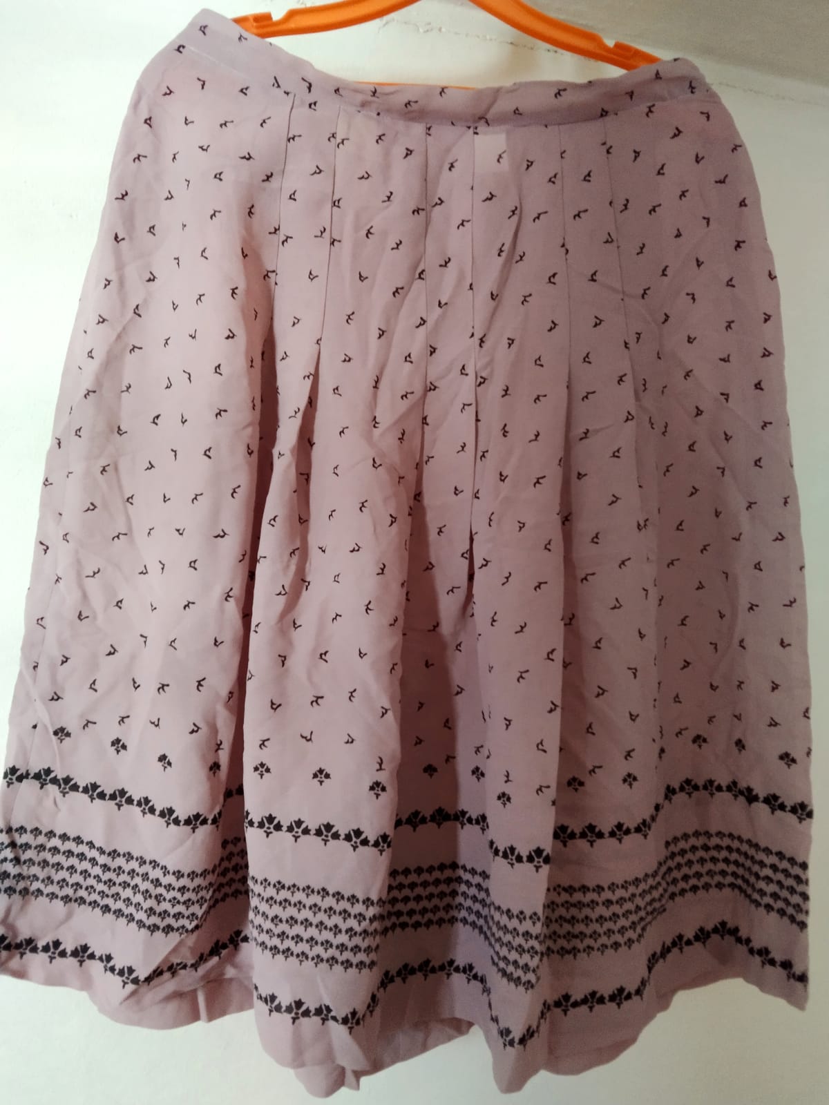 Chic Mauve Printed Midi Skirt