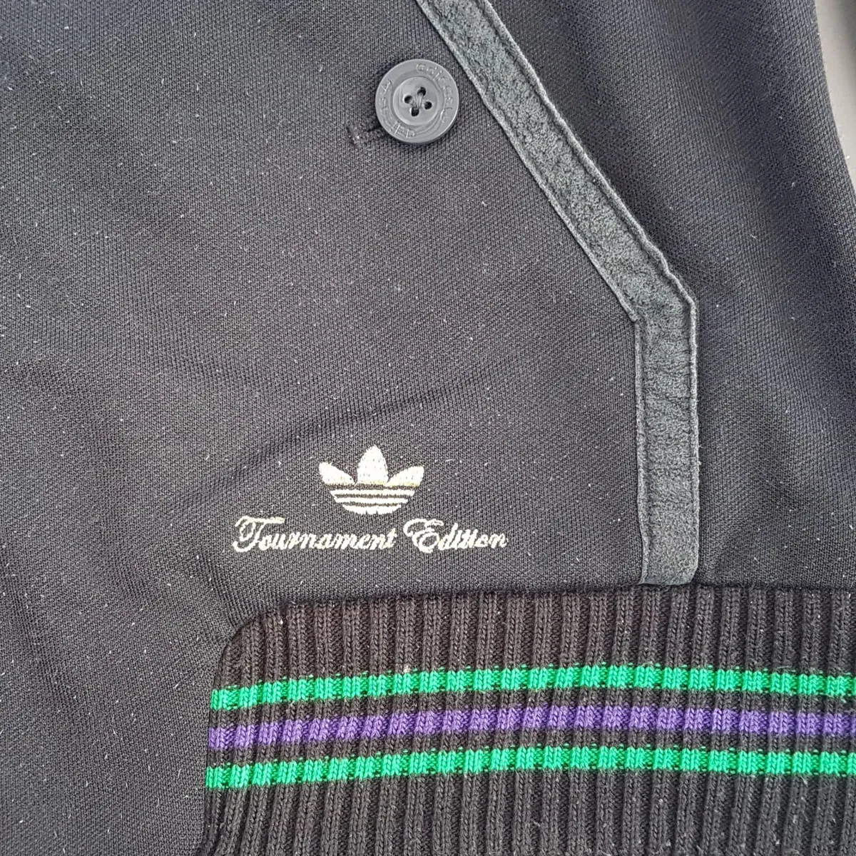 Adidas Retro Adidas Zipper Jacket, Adidas Sample Model, Cosmopolitan, Adidas Championship Edition on Centre Court since 1949, Heritage Black Tracksuit, High Collar, Vintage Coat, Sweatshirt, Outerwear, Sophistication, Pop Culture, Cult Street Fashion - Photo 10