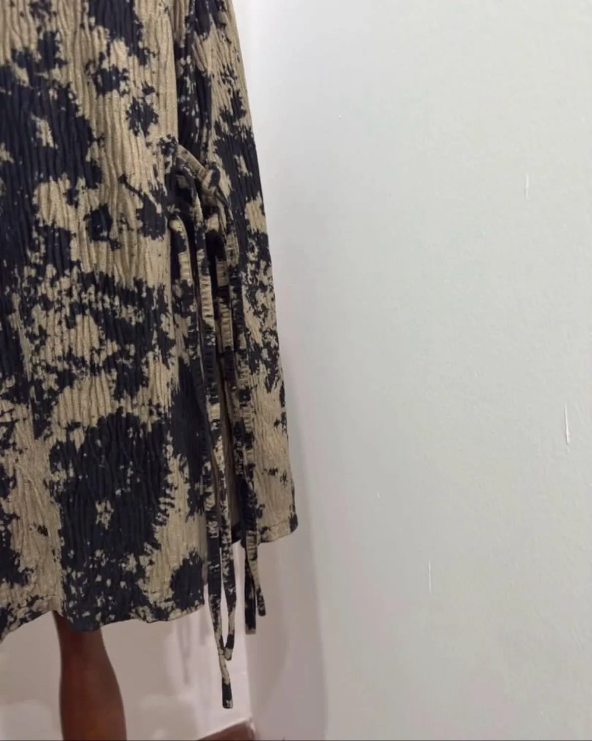 Abstract Print Corduroy Laced-up Skirt - Photo 2