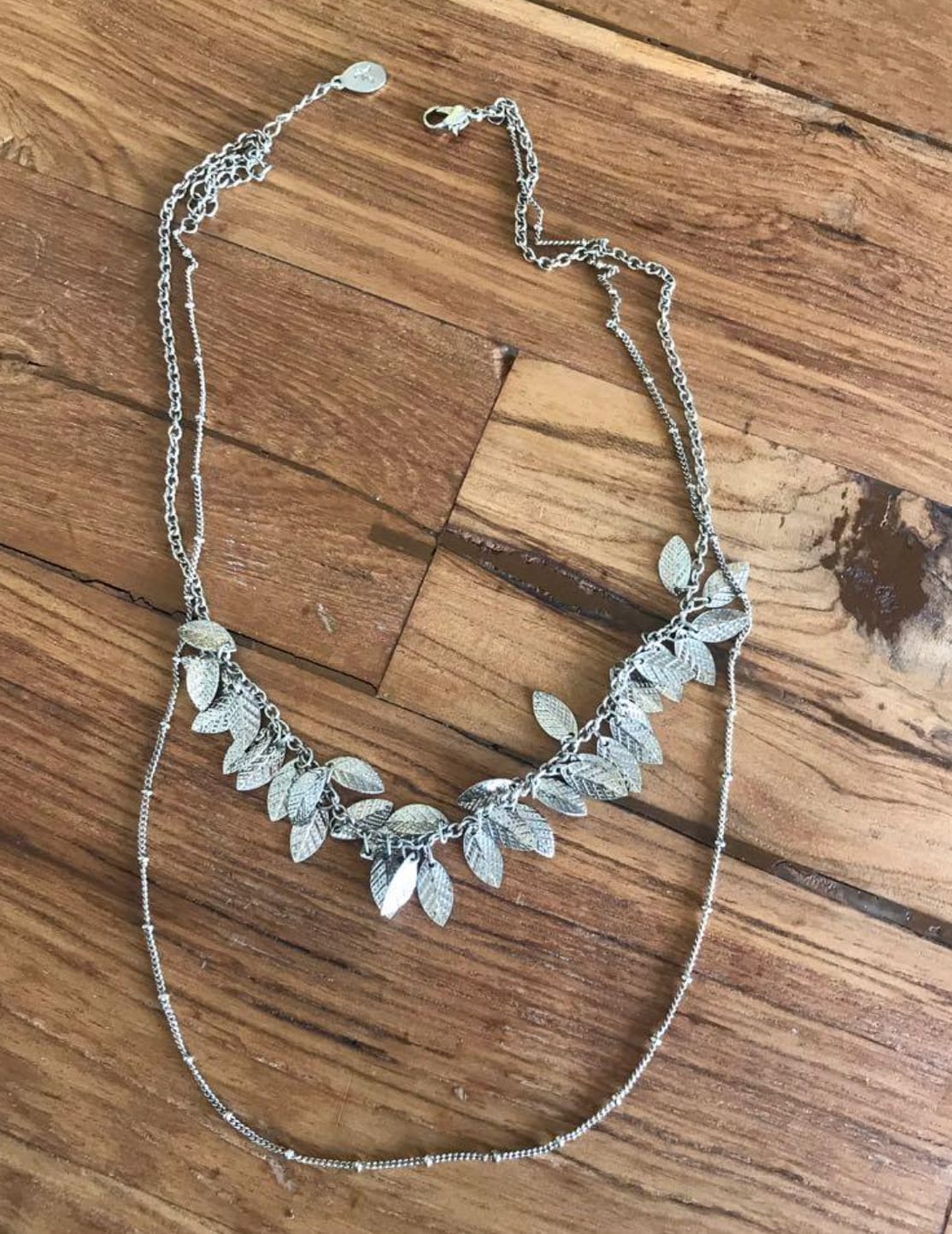 Chic Layered Leaf Necklace